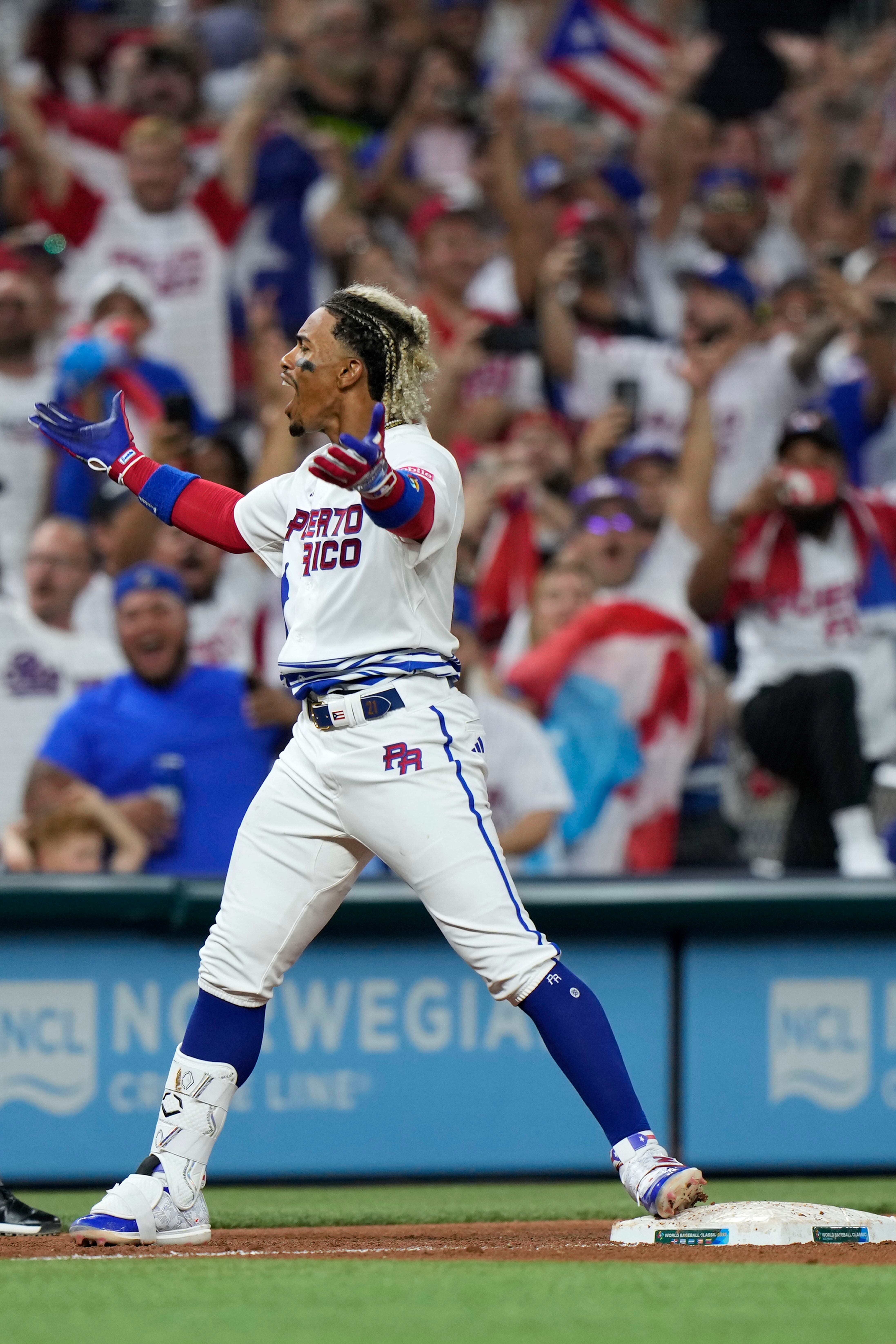 Puerto Rico pitches perfect game against Israel in WBC