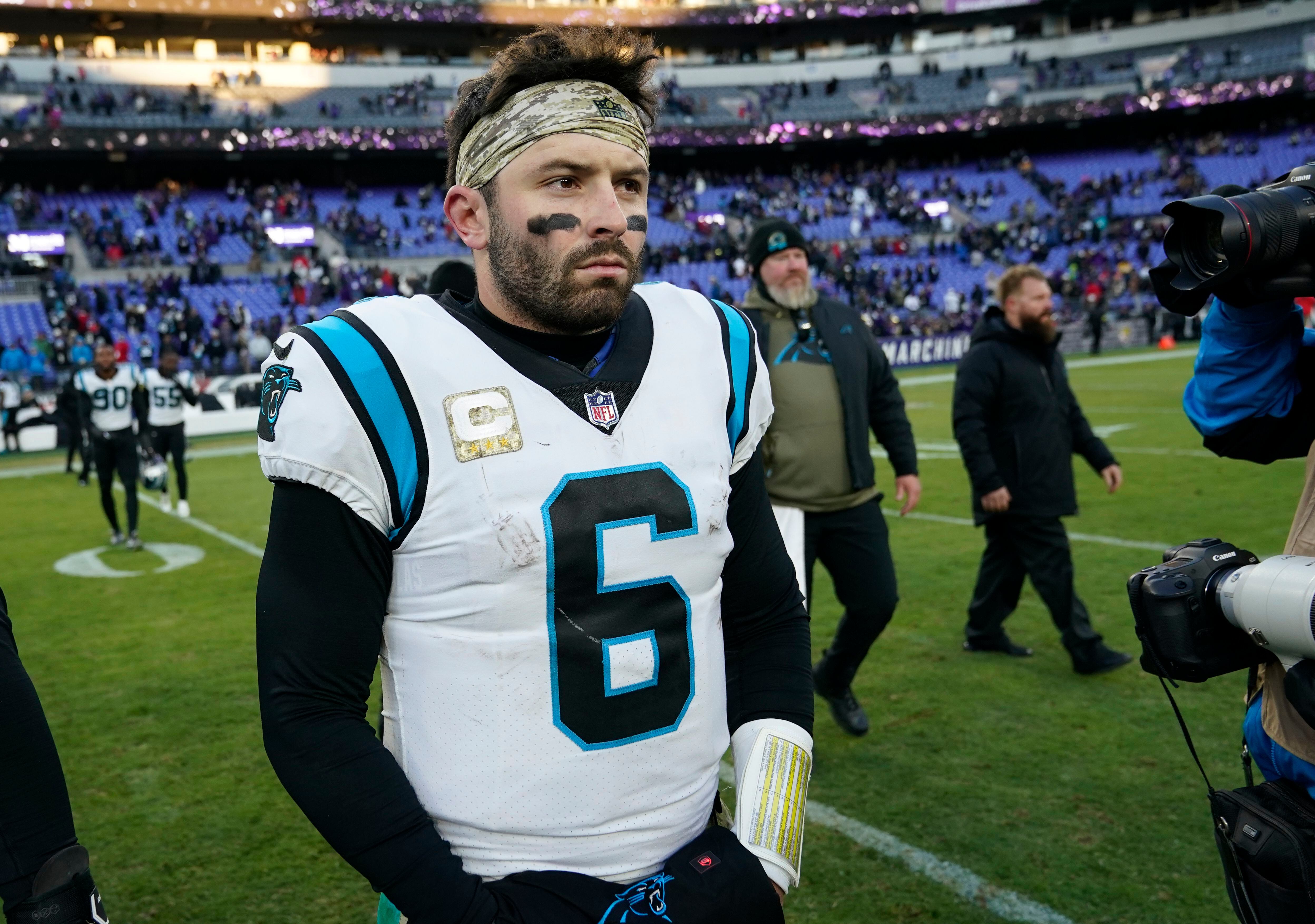 Baker Mayfield gets cut by Panthers, then helps Rams beat Raiders