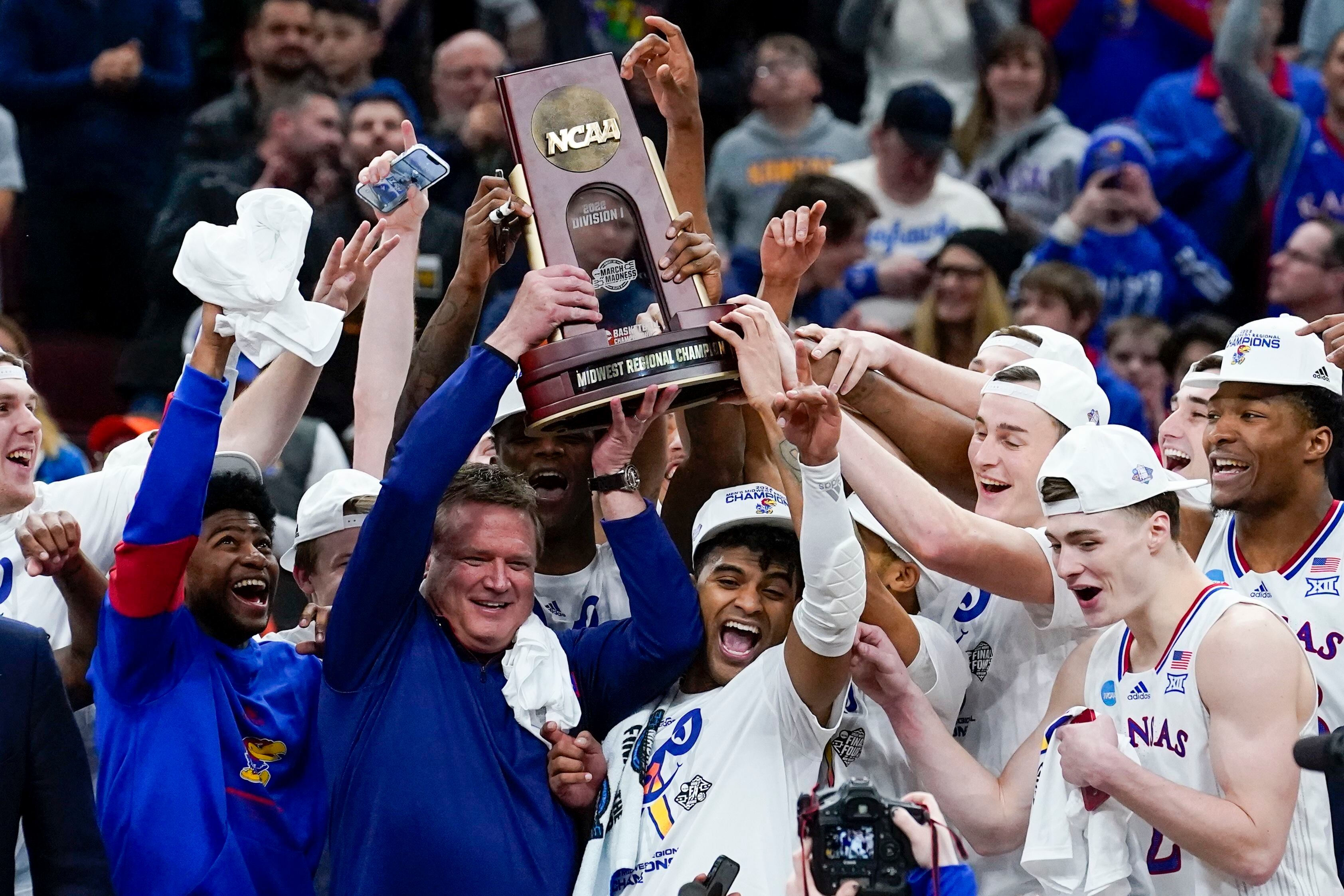 Braun's go-ahead three lifts No. 7 KU over Oklahoma