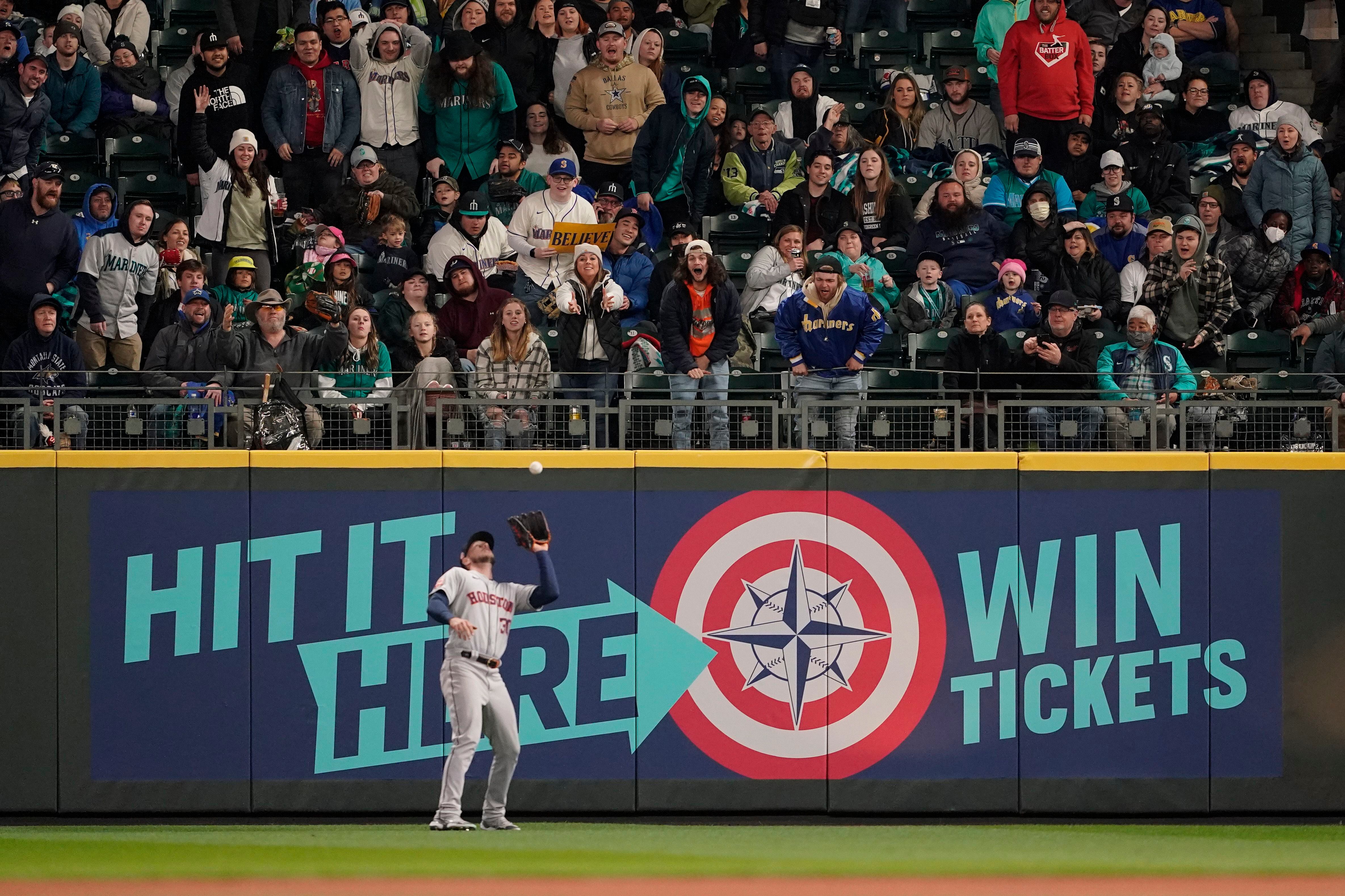 Mariners Select Cal Raleigh, Recall Donovan Walton