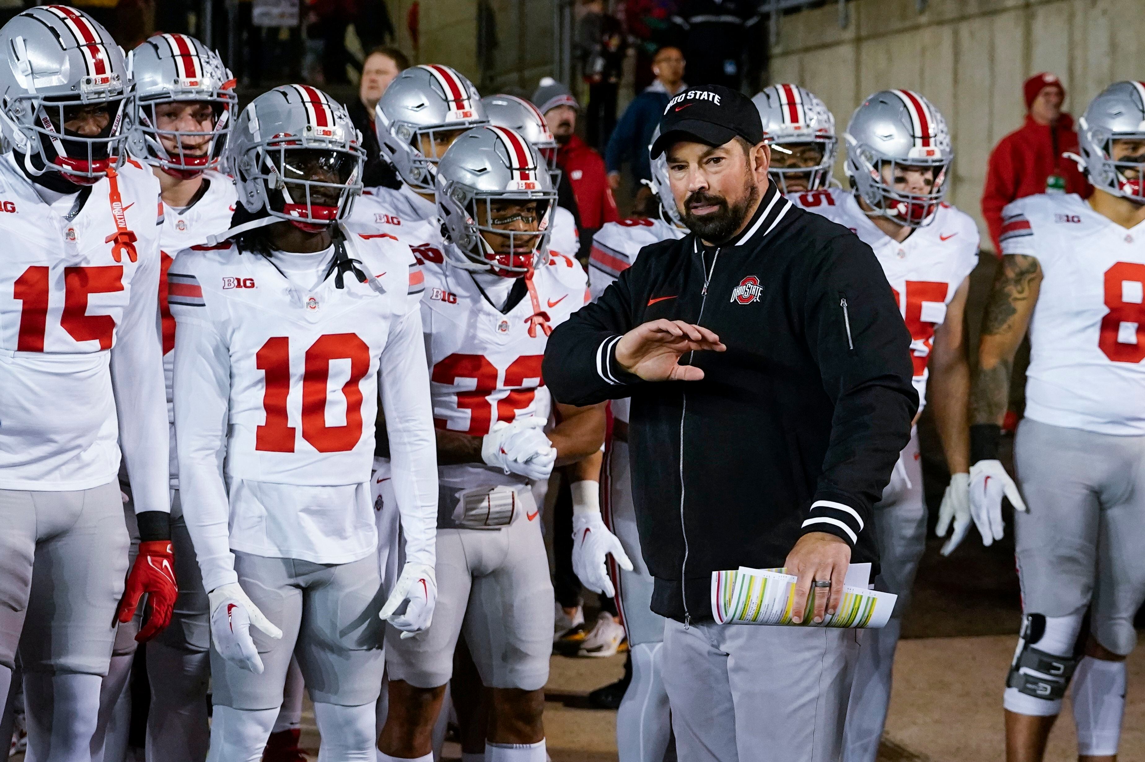 Harrison, Henderson lead unbeaten and No. 3-ranked Ohio State to