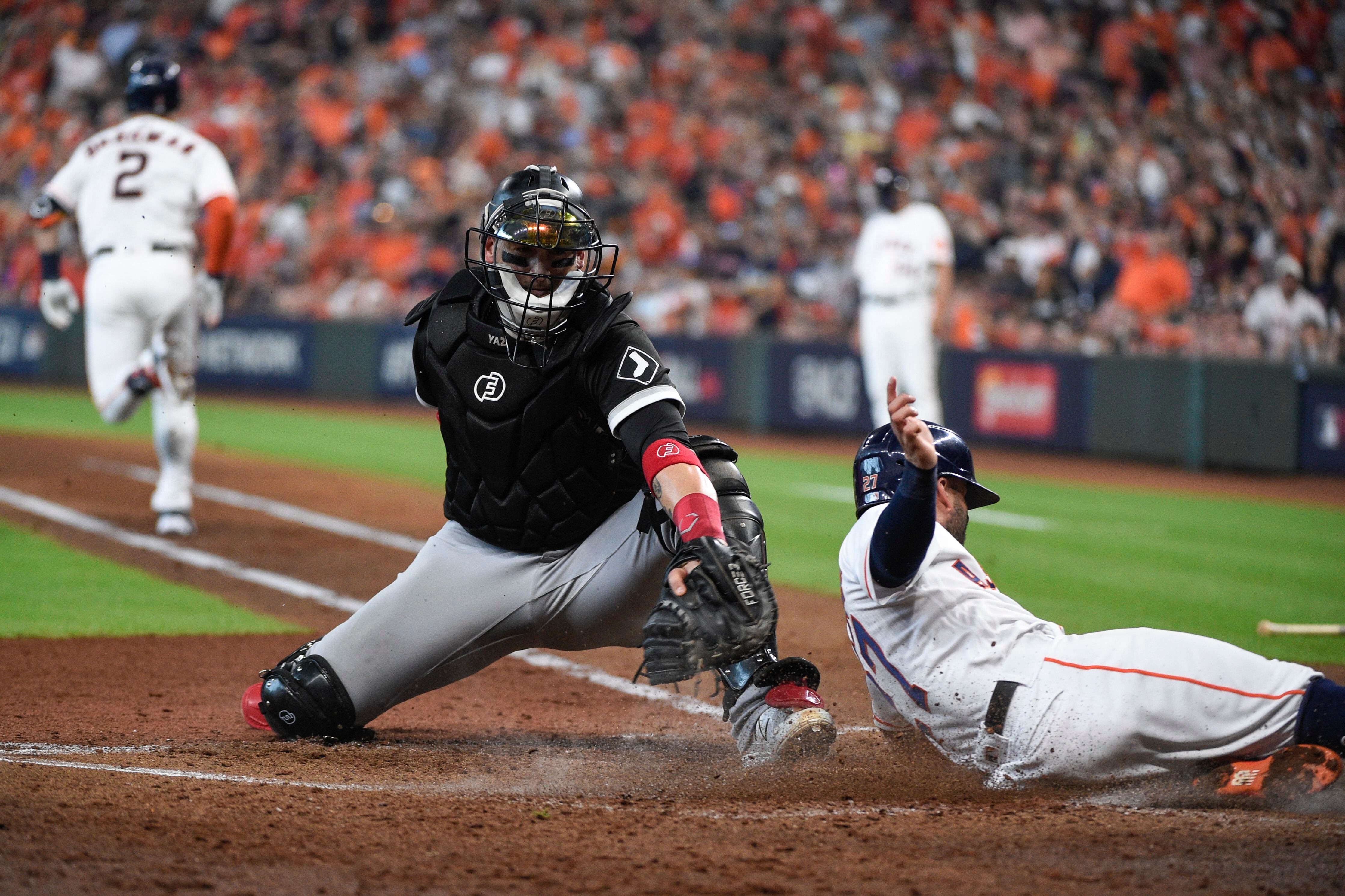 McCullers, Brantley help Astros beat White Sox 7-1