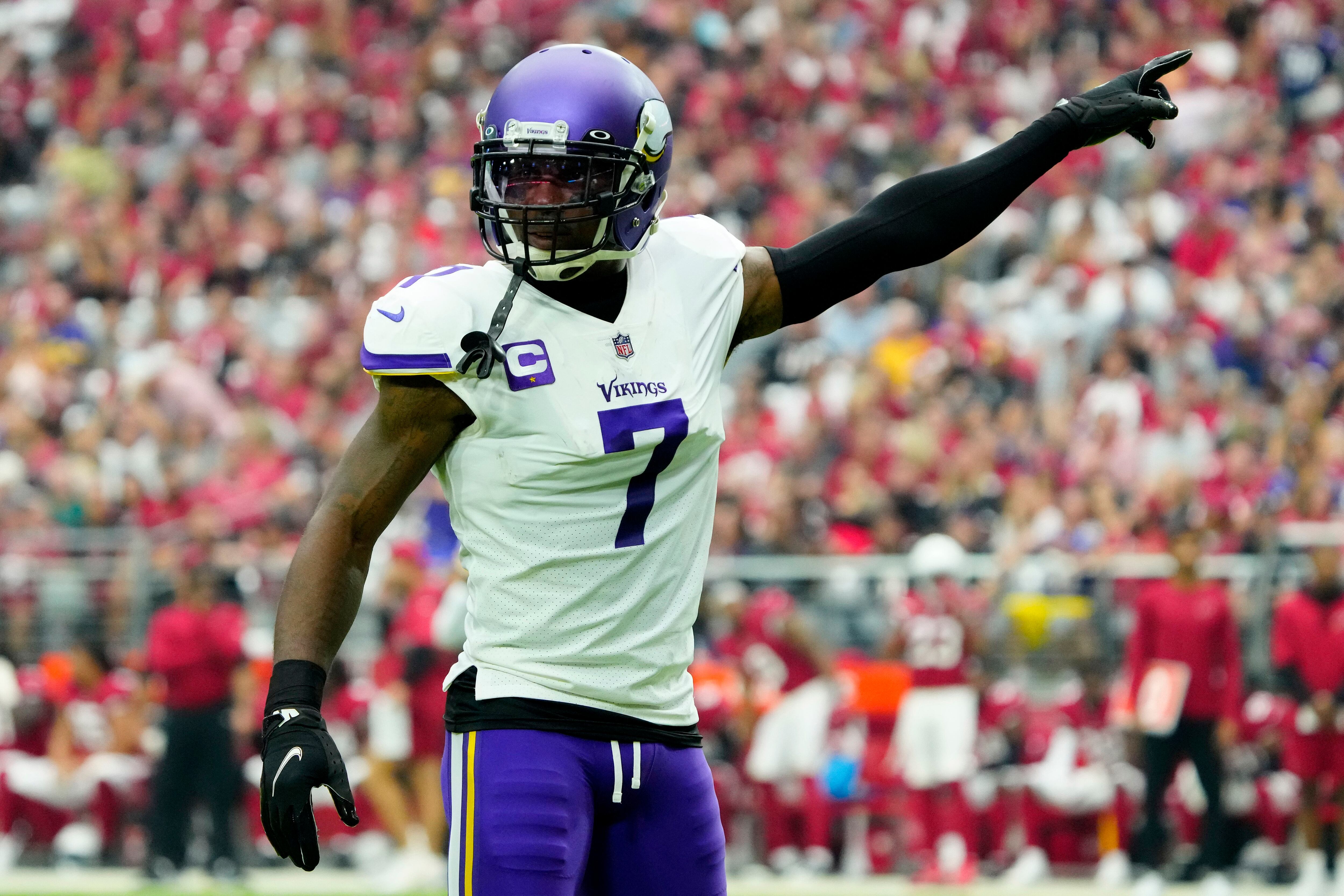 Vikings LB Nick Vigil Open Second Half Against Cardinals With Pick-Six Off  Kyler Murray