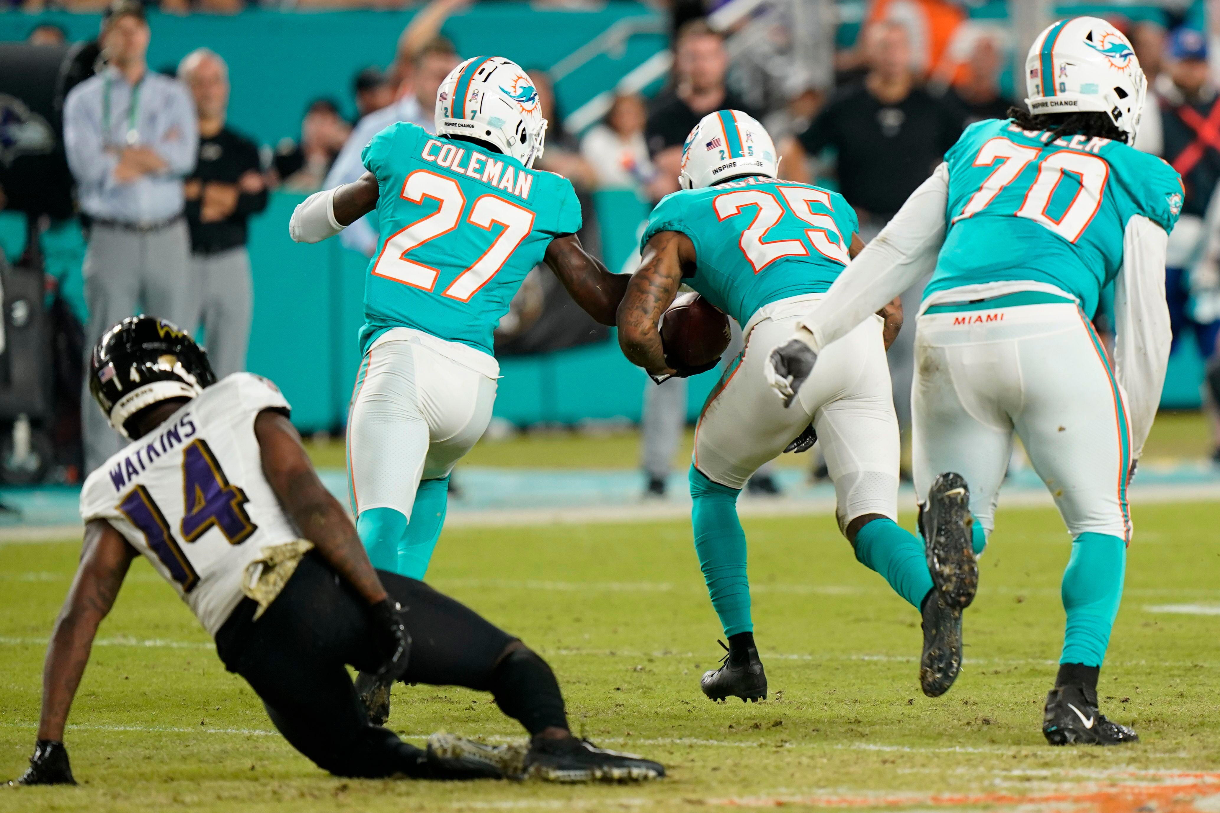 Miami Dolphins Log 2nd Straight Road Win With 24-17 Win Over