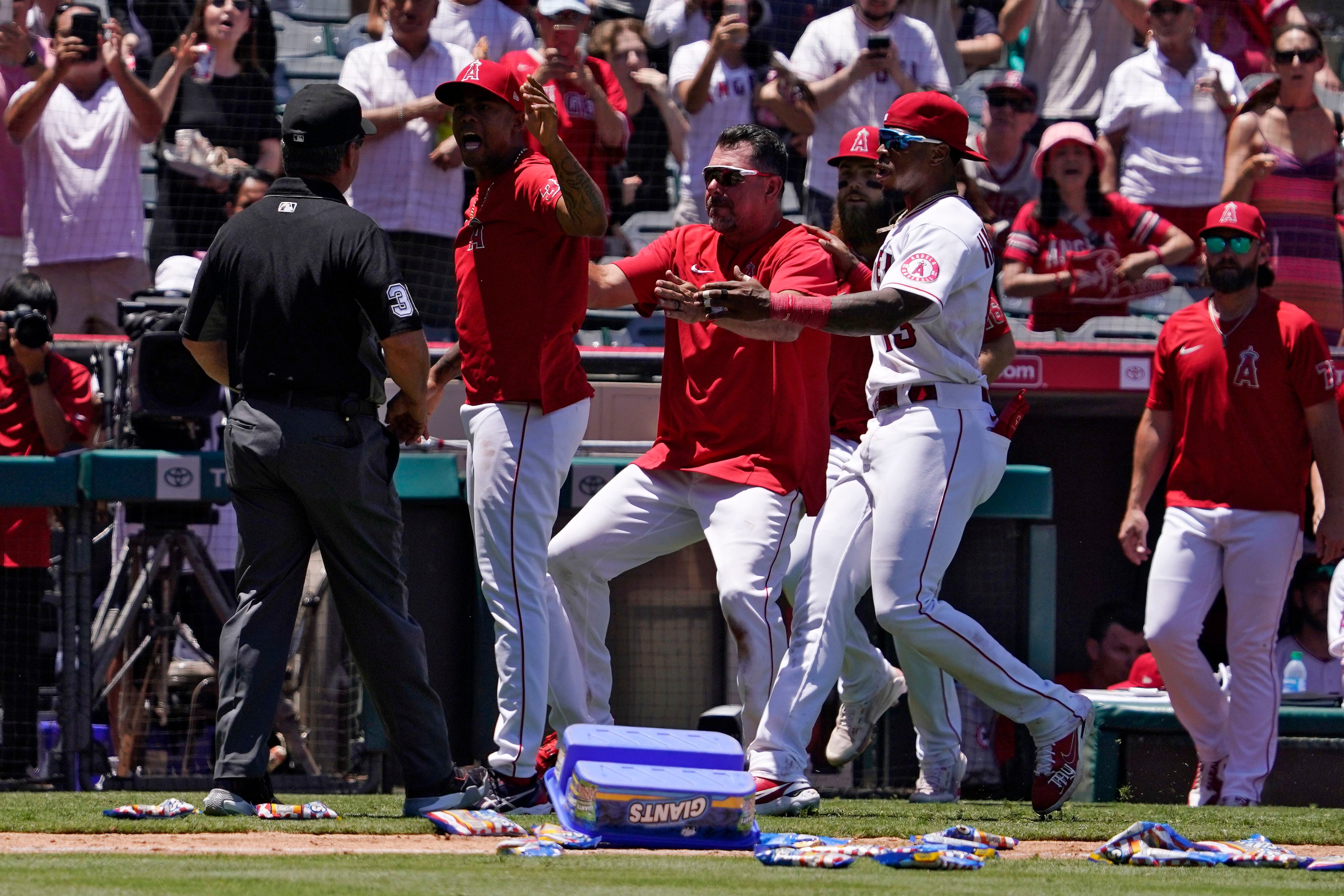 Angels vs Mariners: Mass brawl and eight ejections overshadow Los Angeles'  win over Seattle