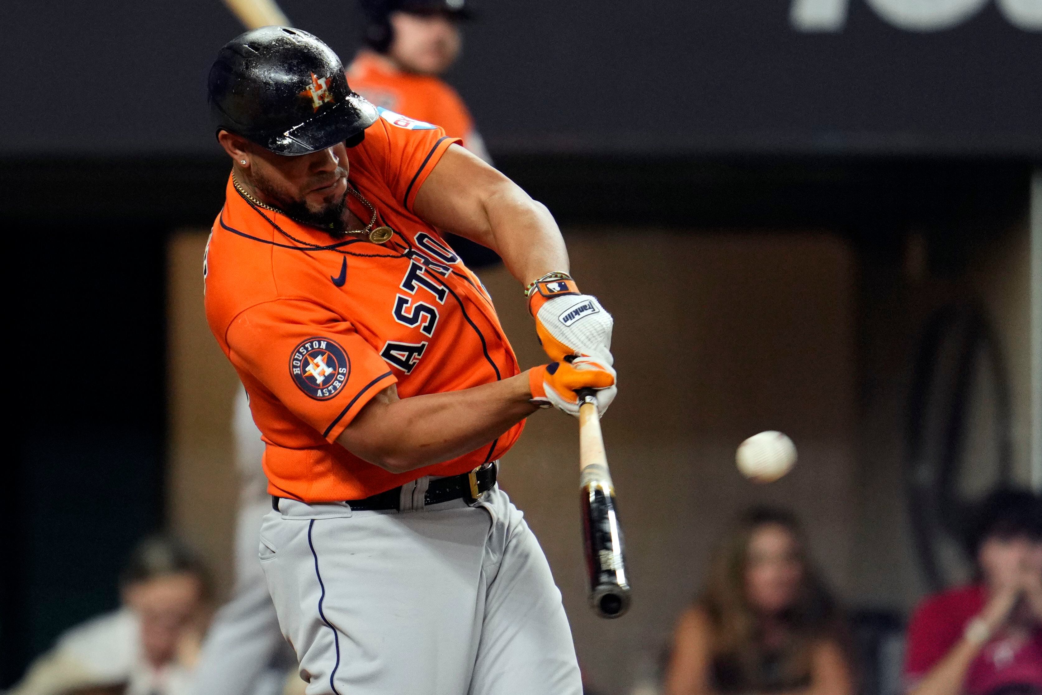 Corey Seager removed from Rangers game vs. Dodgers after awkward slide into  second