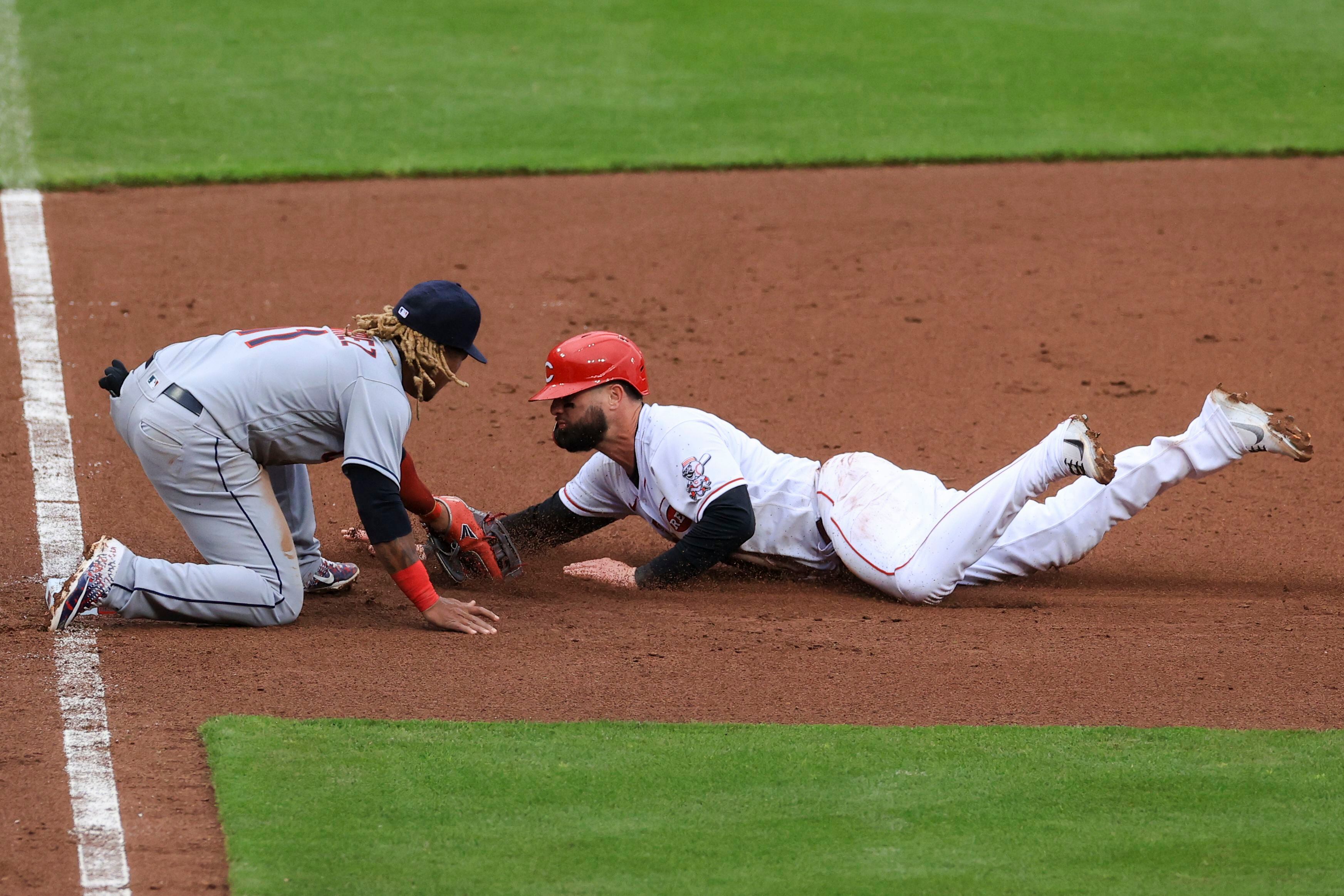 Cam Bedrosian, Tyler Naquin make Cincinnati Reds roster for