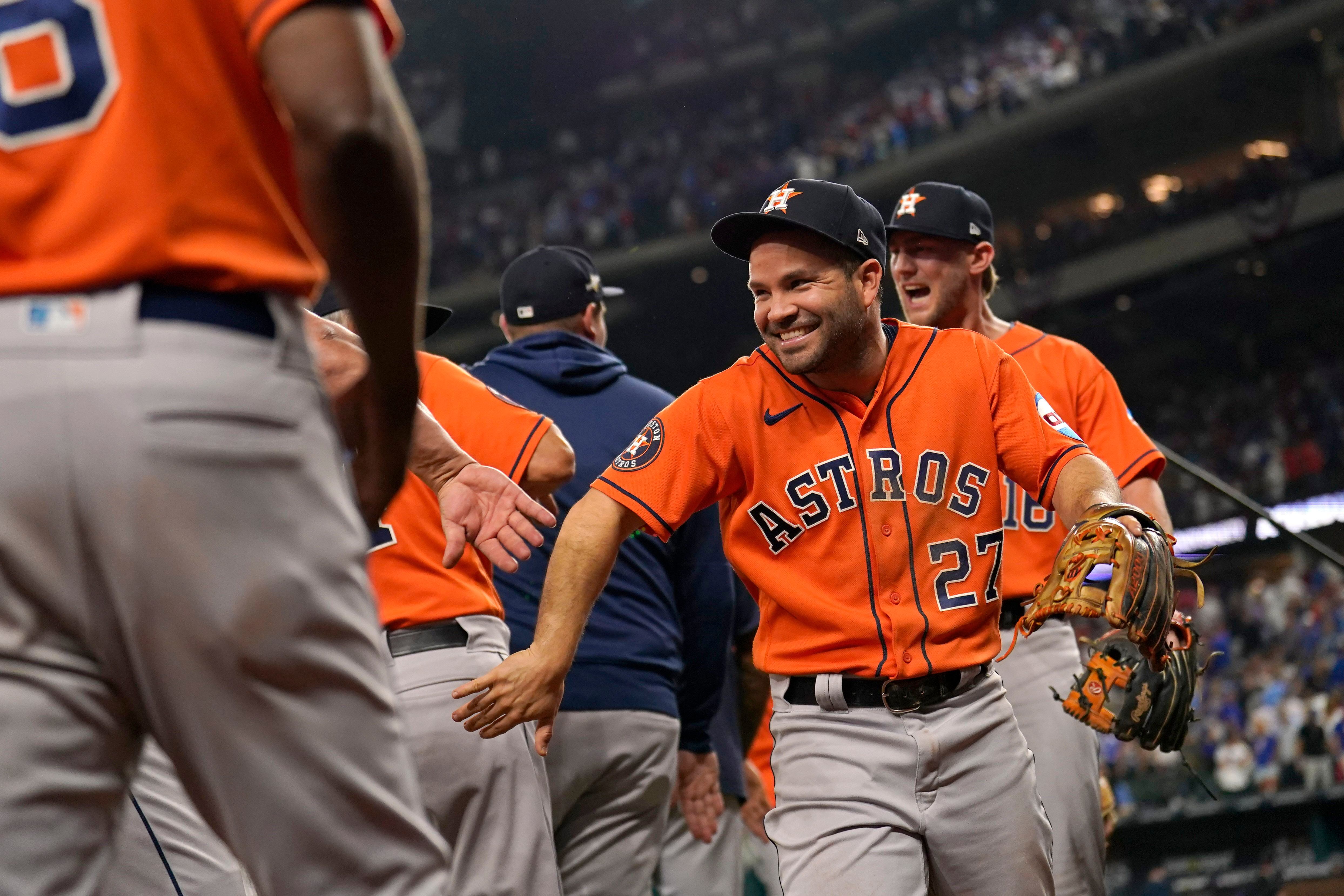 Houston Astros on X: Today's #Astros uniforms: home whites, orange caps  and unders.  / X