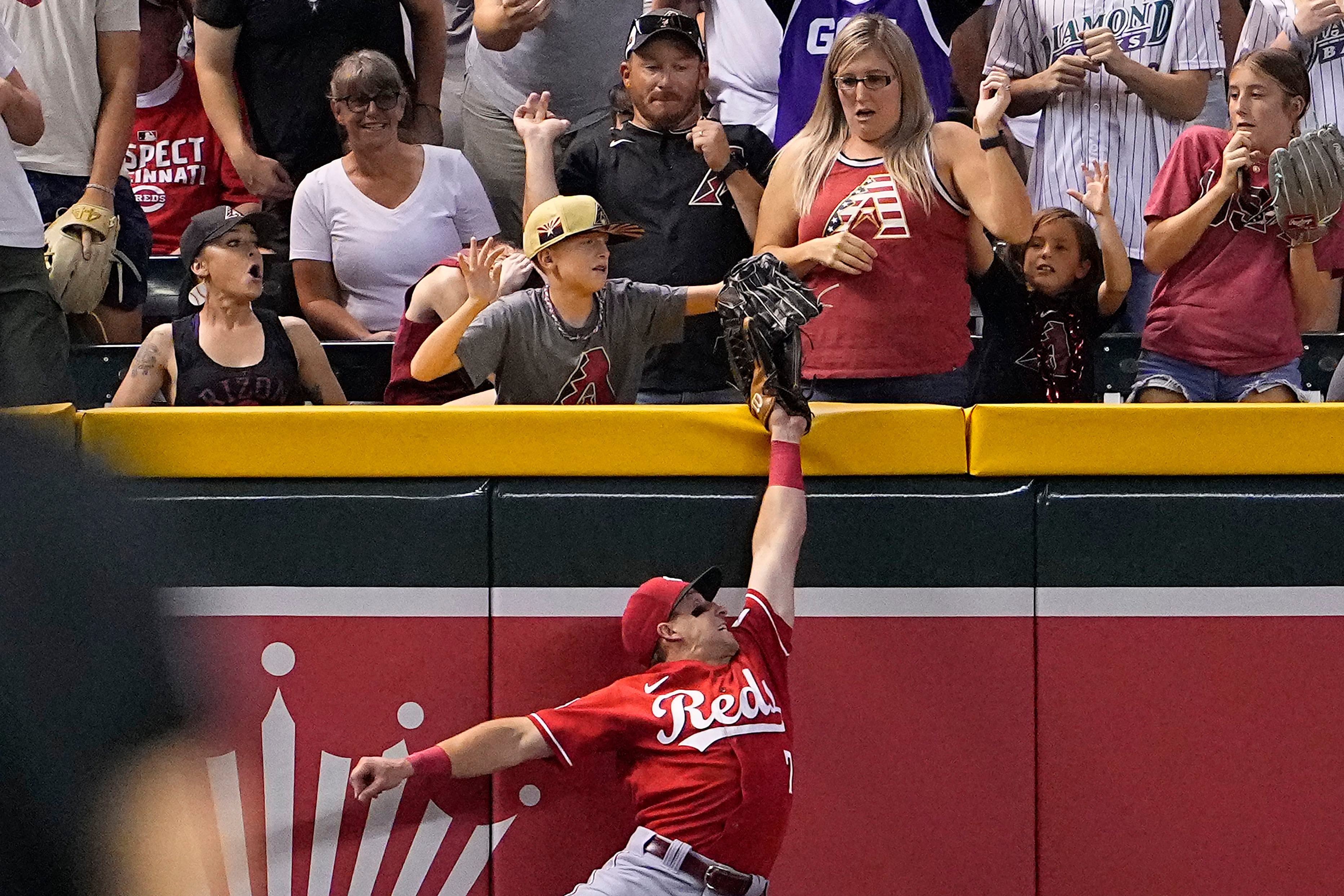 Tommy Pham ignores salty banter with Padres fans, leads DBacks to win
