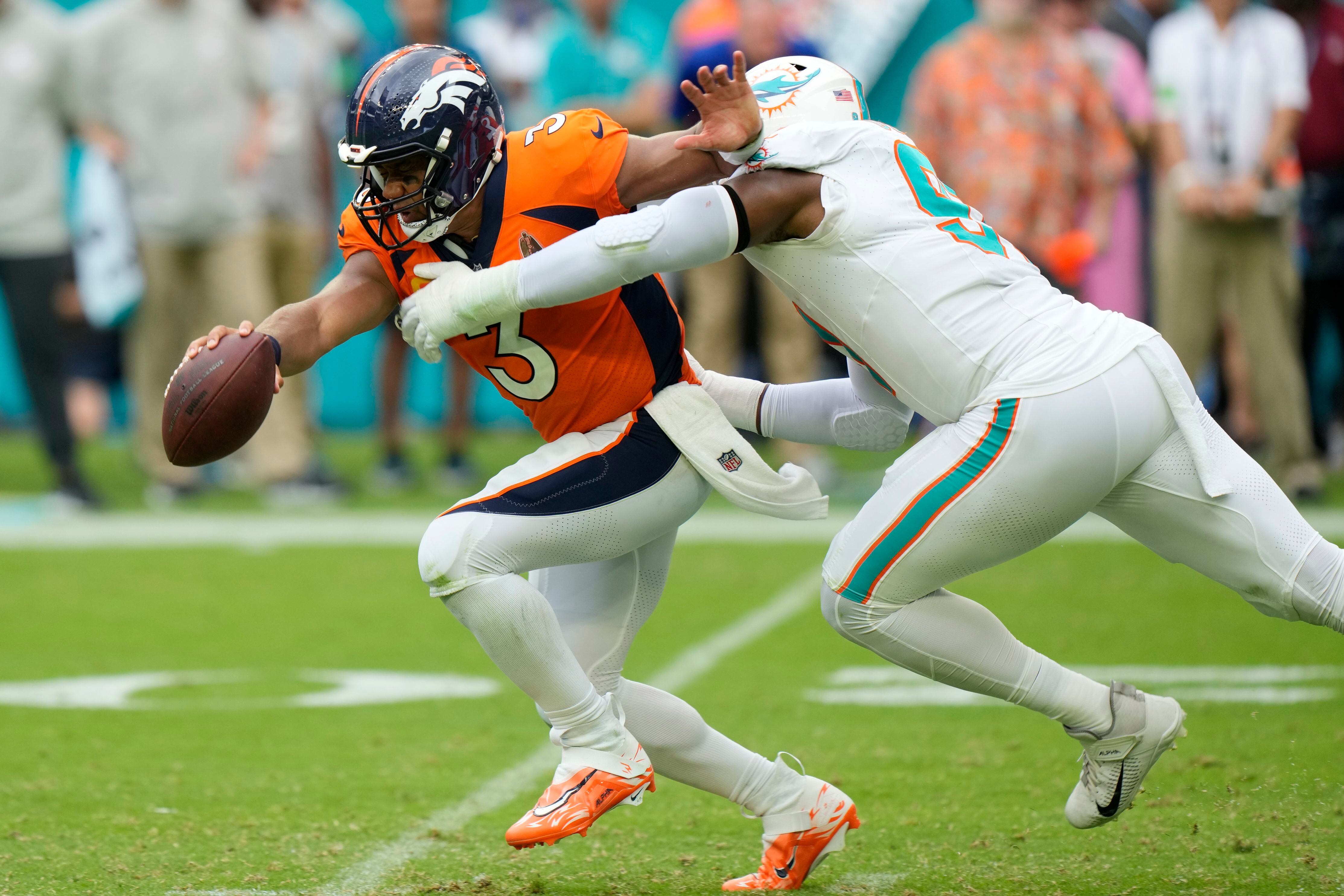 VIDEO: Rookie Christian Wilkins Scores Big-Guy Touchdown for Dolphins