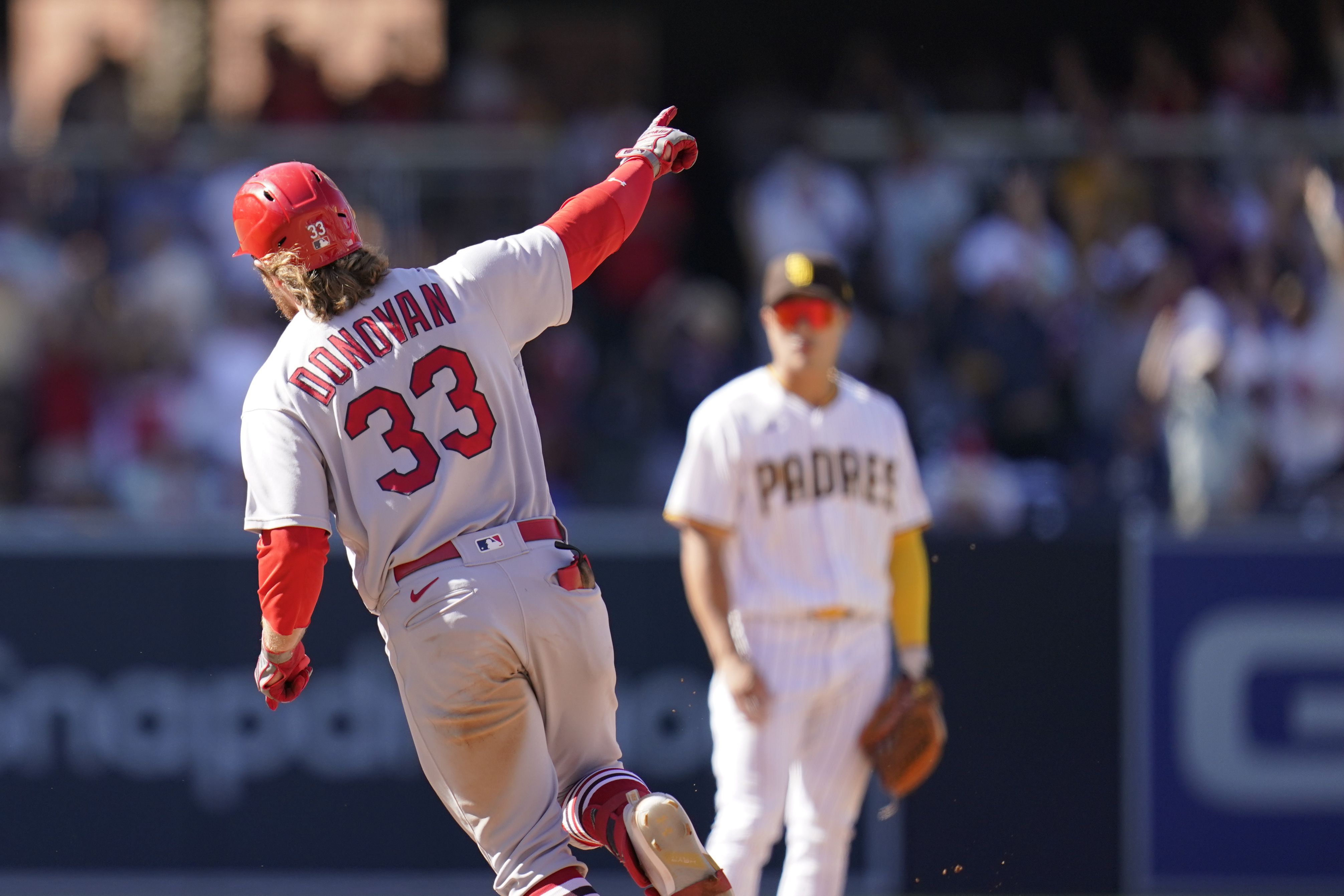 Jurickson Profar's early slam lifts Padres over D-backs