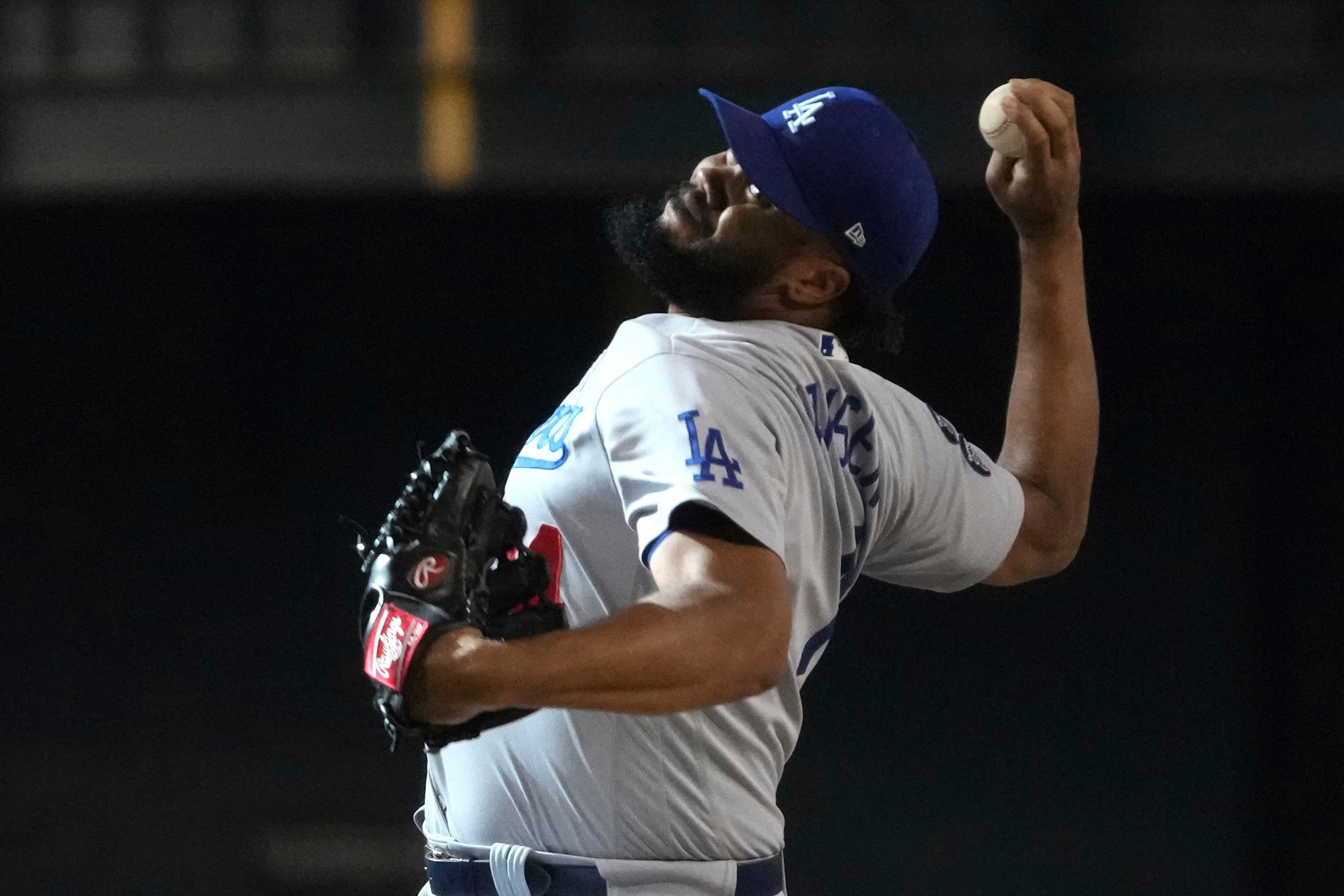 Dodgers Roster: Victor Gonzalez Placed On Injured List, Garrett Cleavinger  Recalled