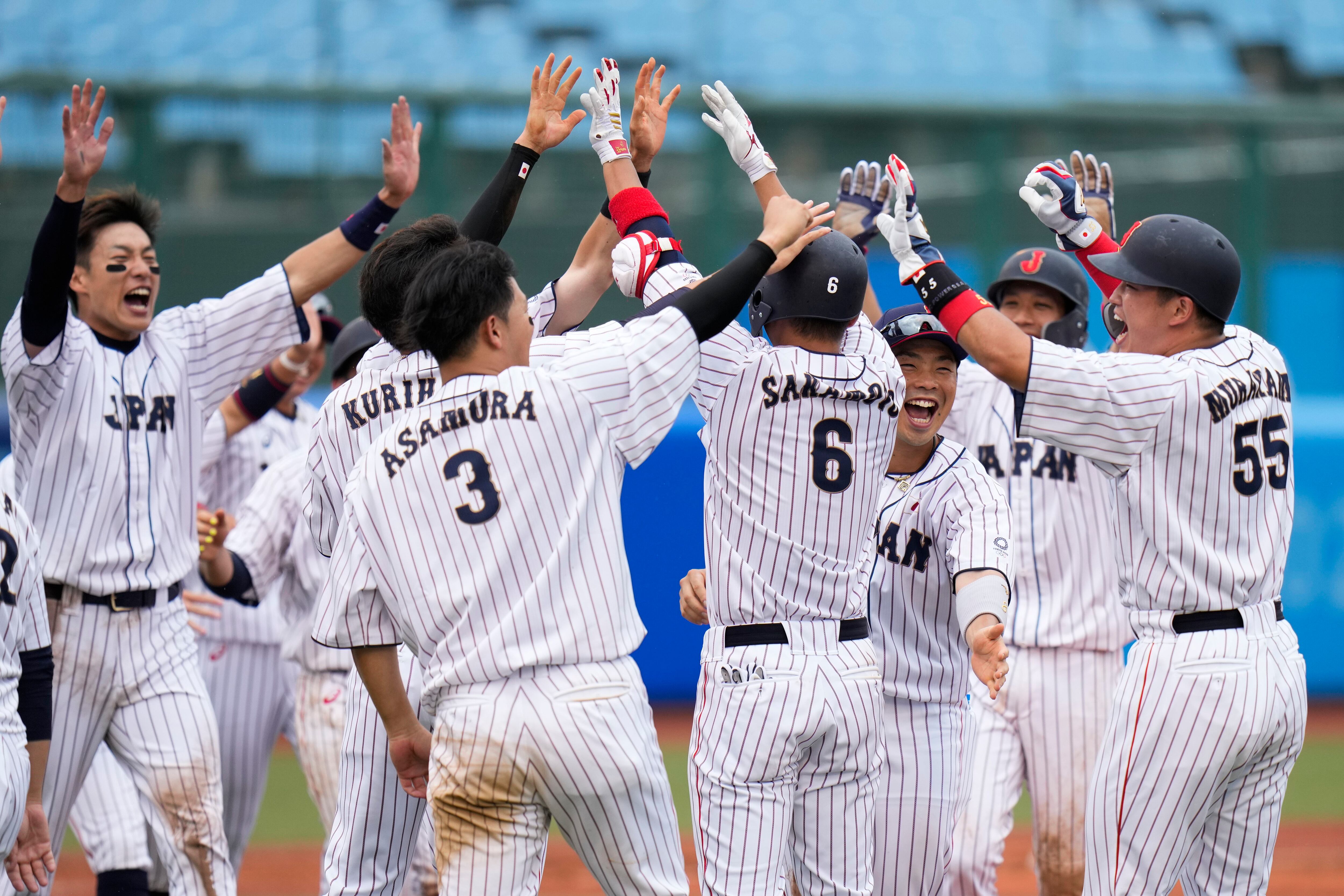BASEBALL  Masahiro Tanaka Makes Timely Return to Rakuten Eagles