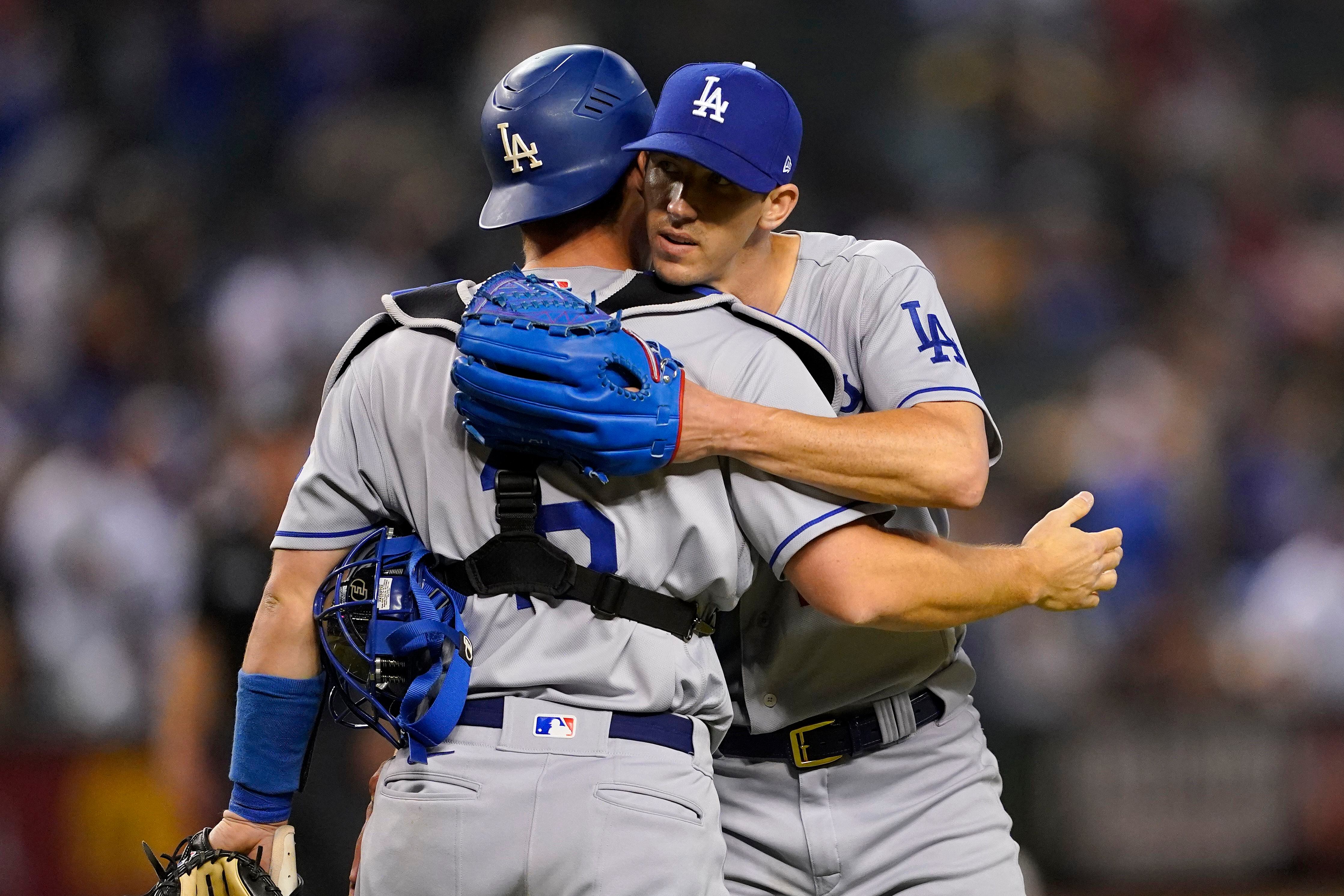 Dodgers' Walker Buehler takes no-hitter into eighth vs. Diamondbacks 