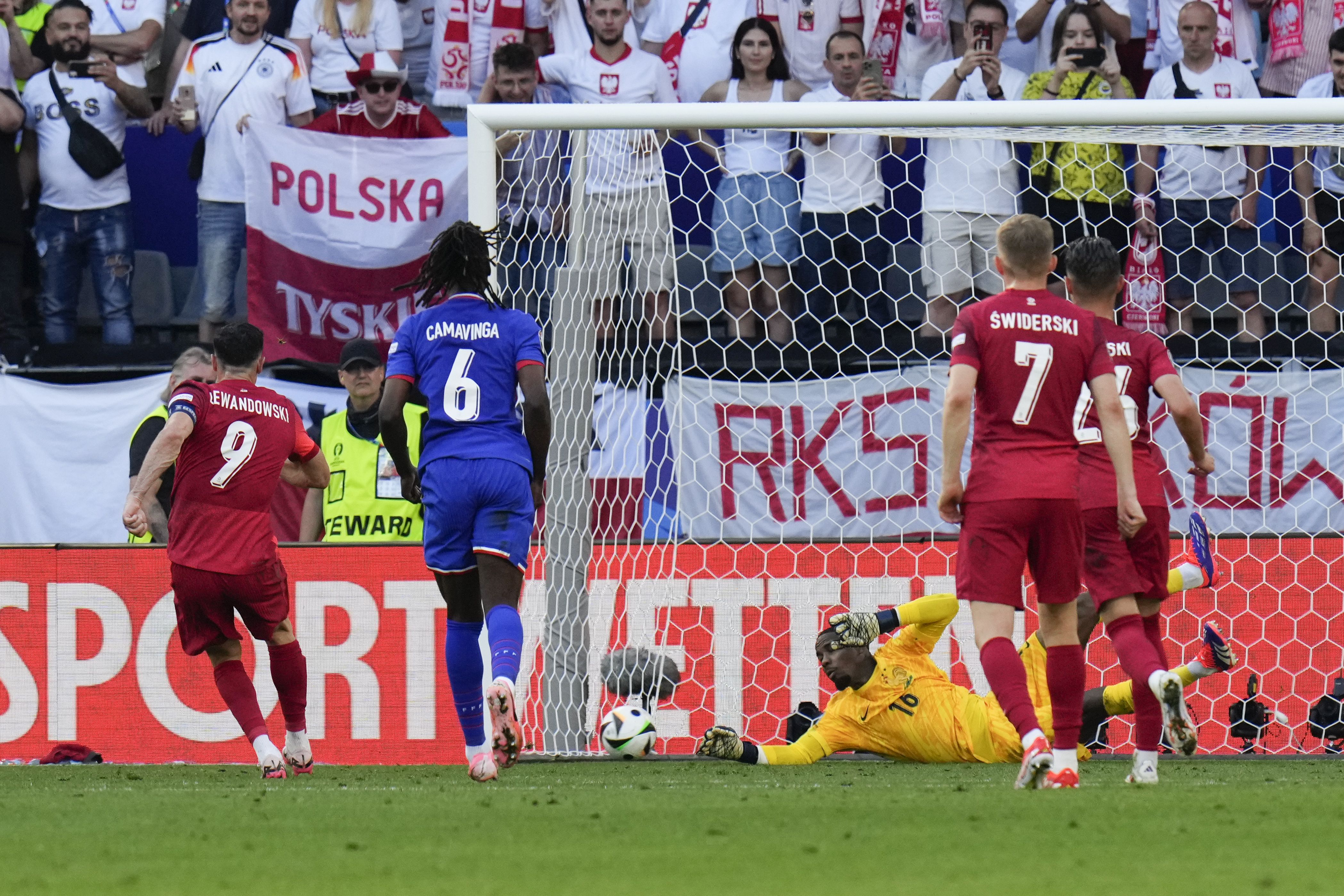 Kylian Mbappé scores on return from broken nose and France draws 1-1 with  Poland at Euro 2024