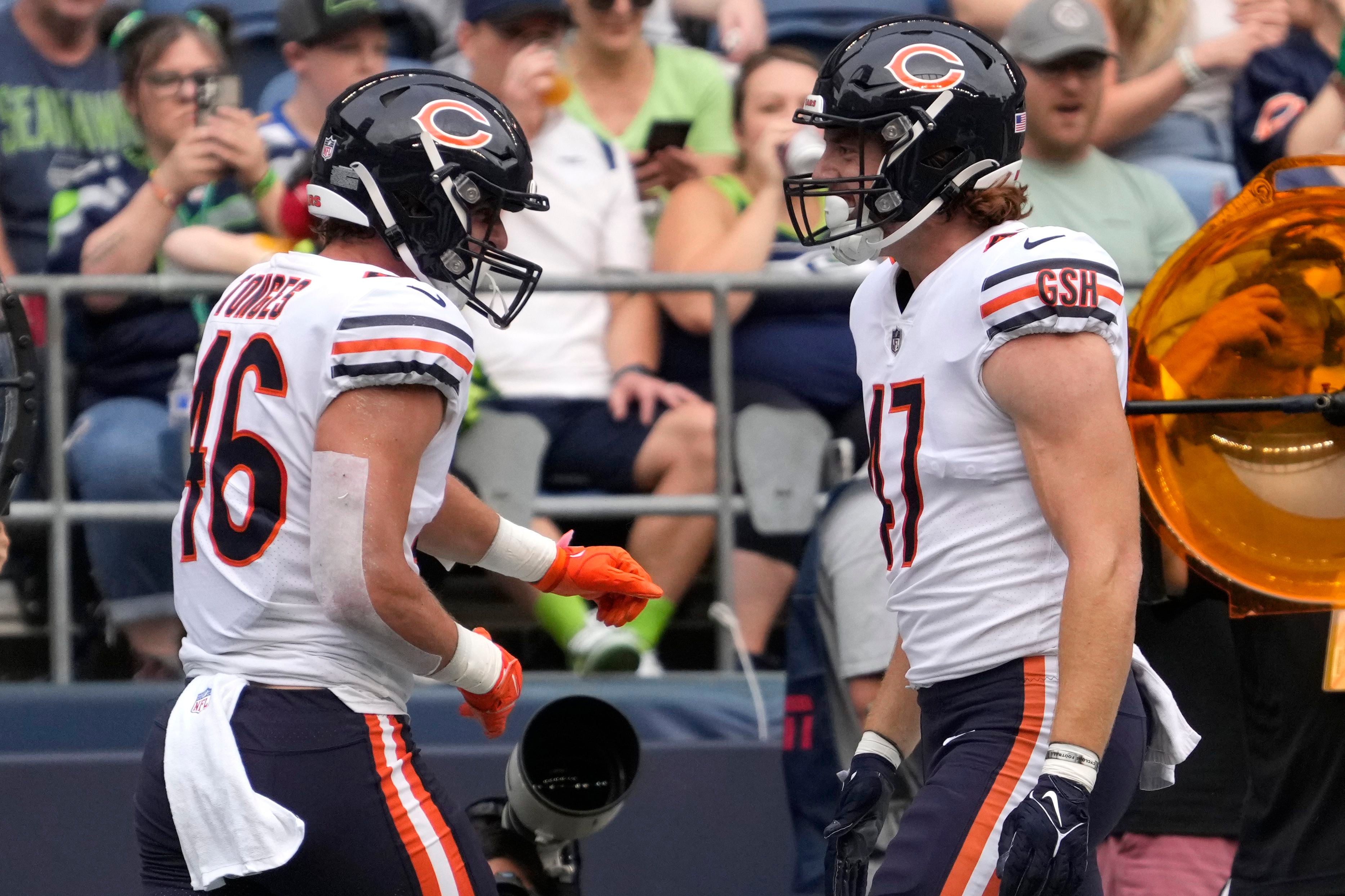 Error-prone Seahawks struggle in 27-11 preseason loss to Bears - The  Columbian