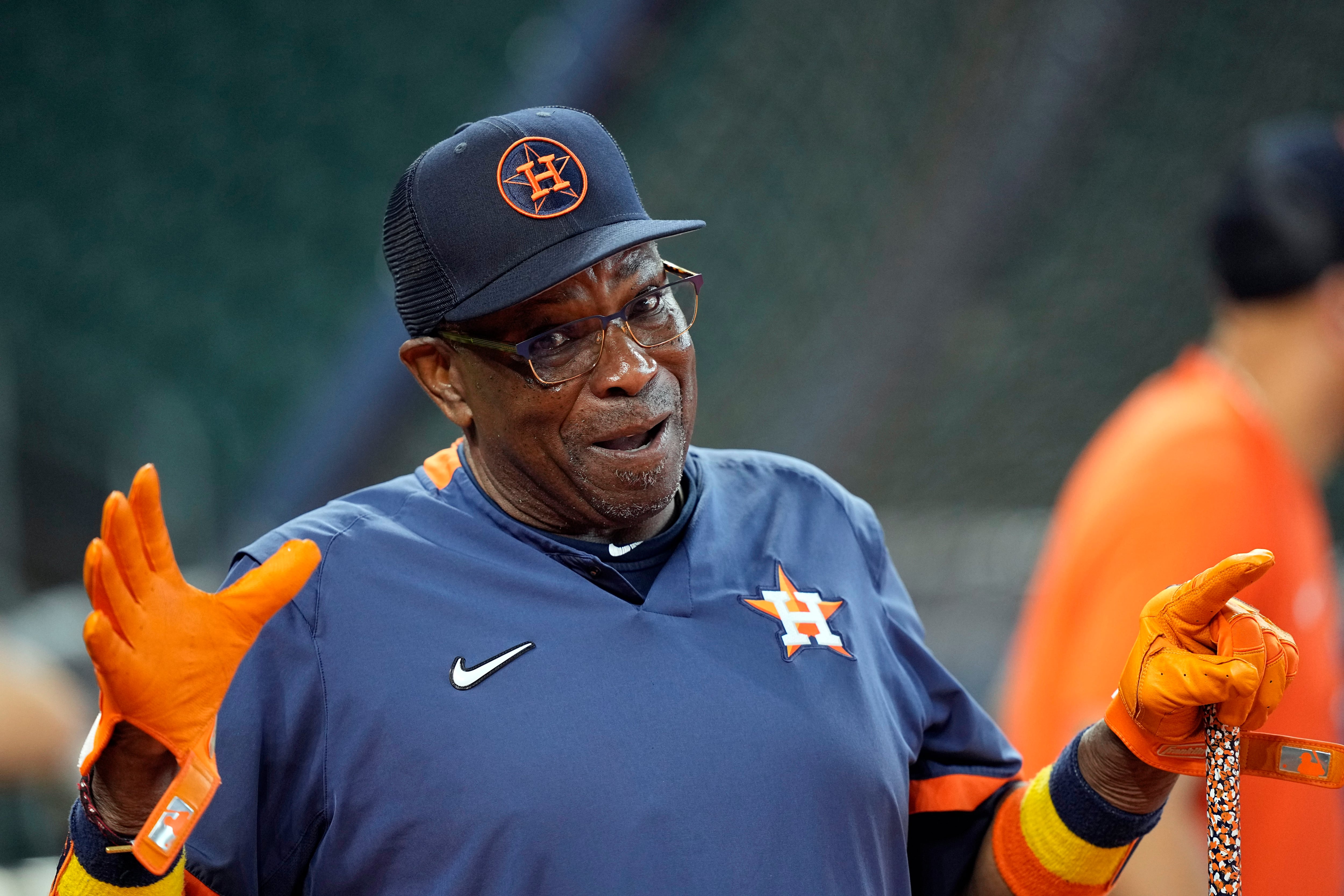 Dusty Baker collects 2,000th career managerial wins