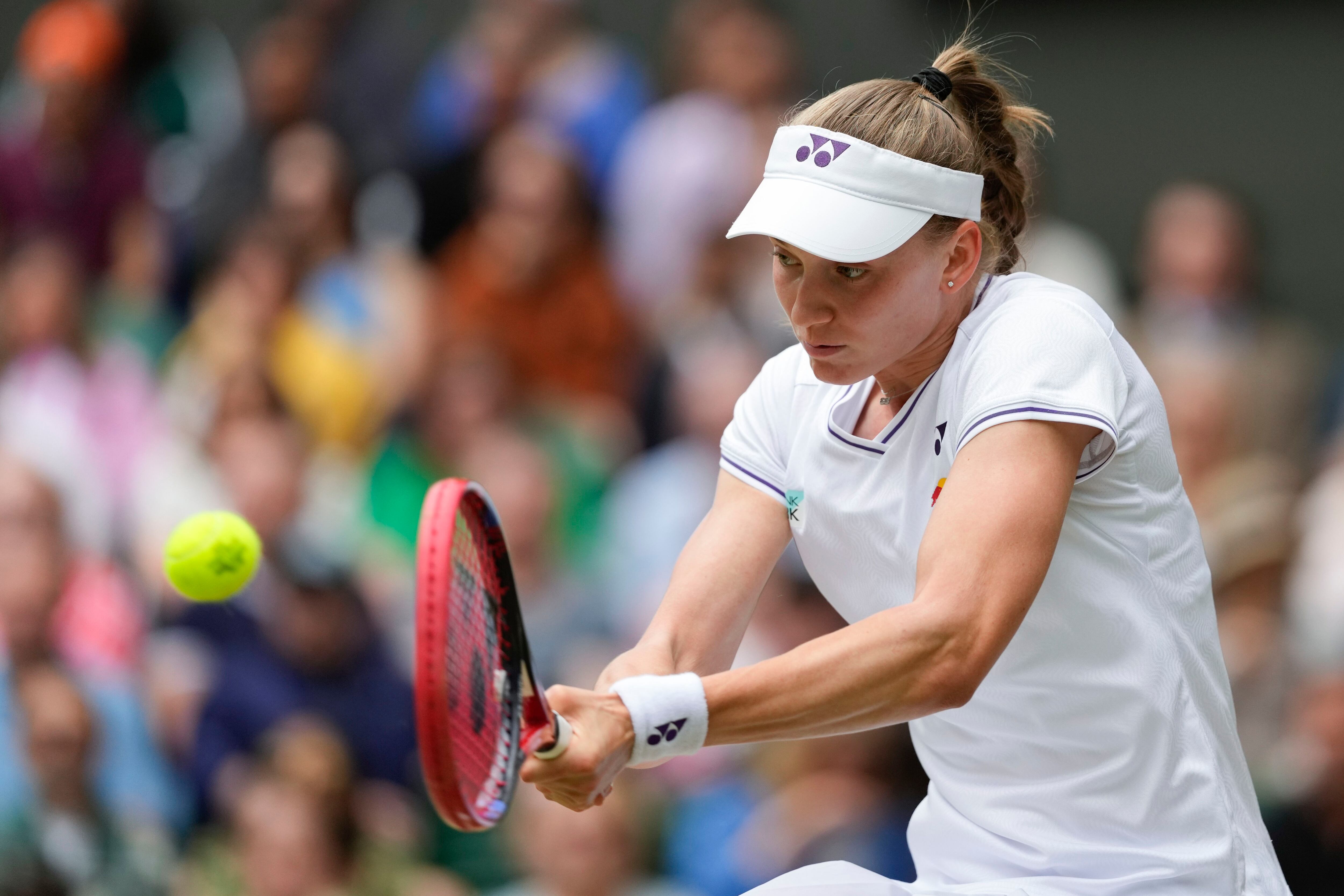 Elena Rybakina beats Svitolina to reach the Wimbledon semifinals and will  next face Krejcikova