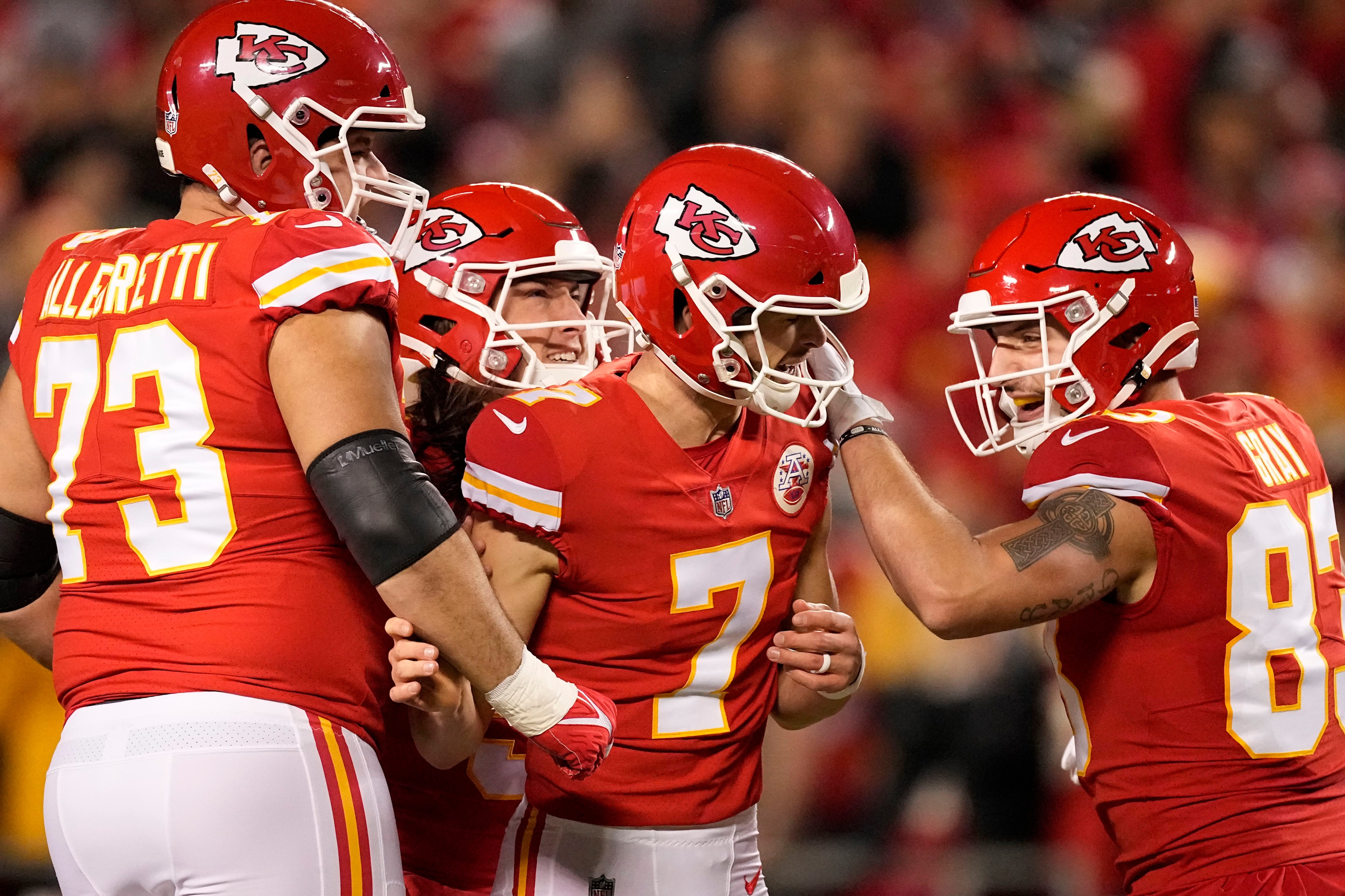 Patrick Mahomes' to unvaccinated Chiefs: 'Wear your mask'