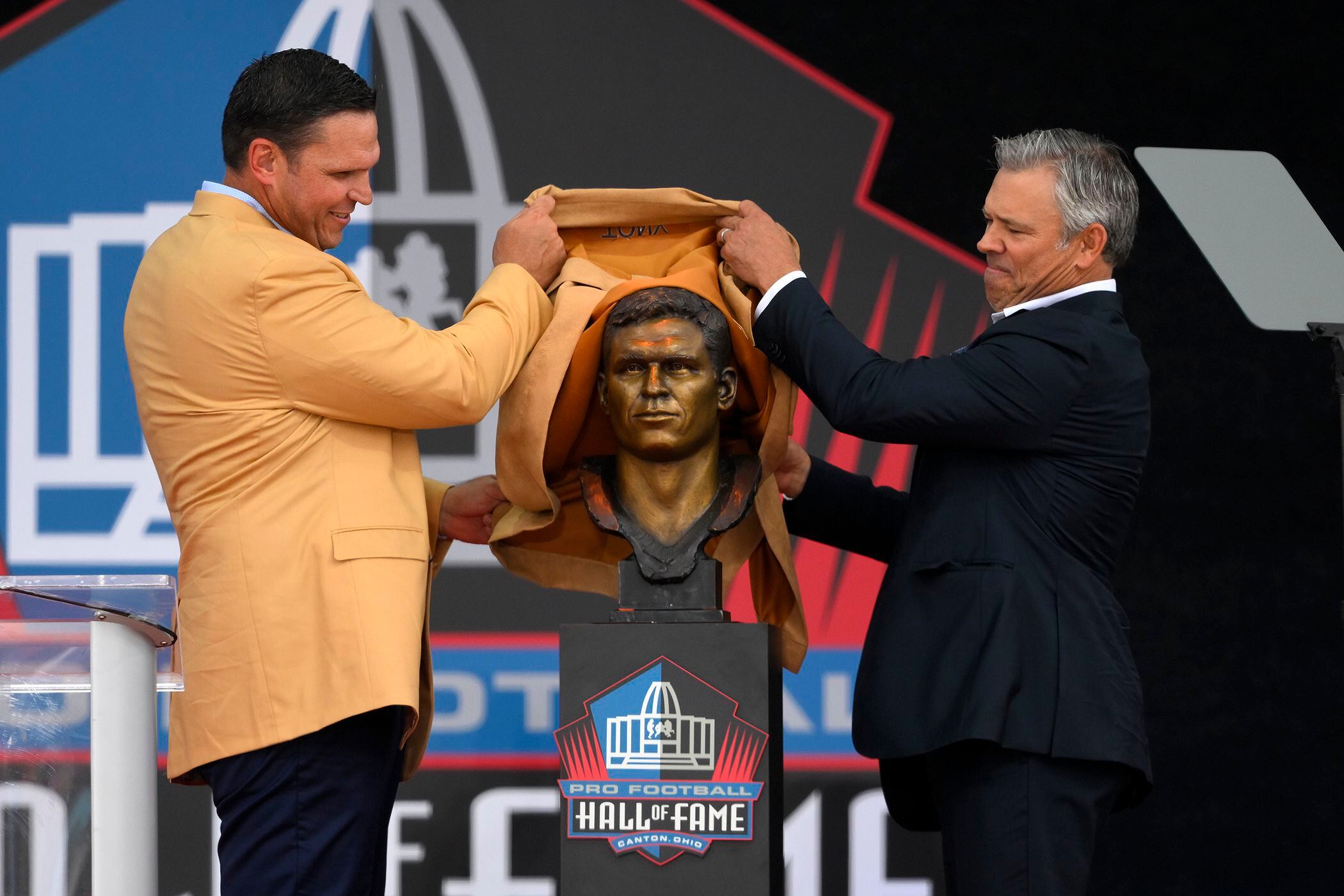 Tony Boselli, Richard Seymour headline Pro Football Hall of Fame 2022  induction: 'Football heaven opens up' - The Athletic