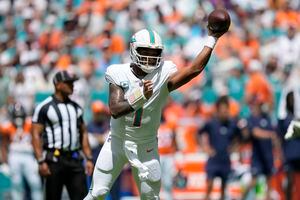 Bills rout division rival Dolphins 48-20