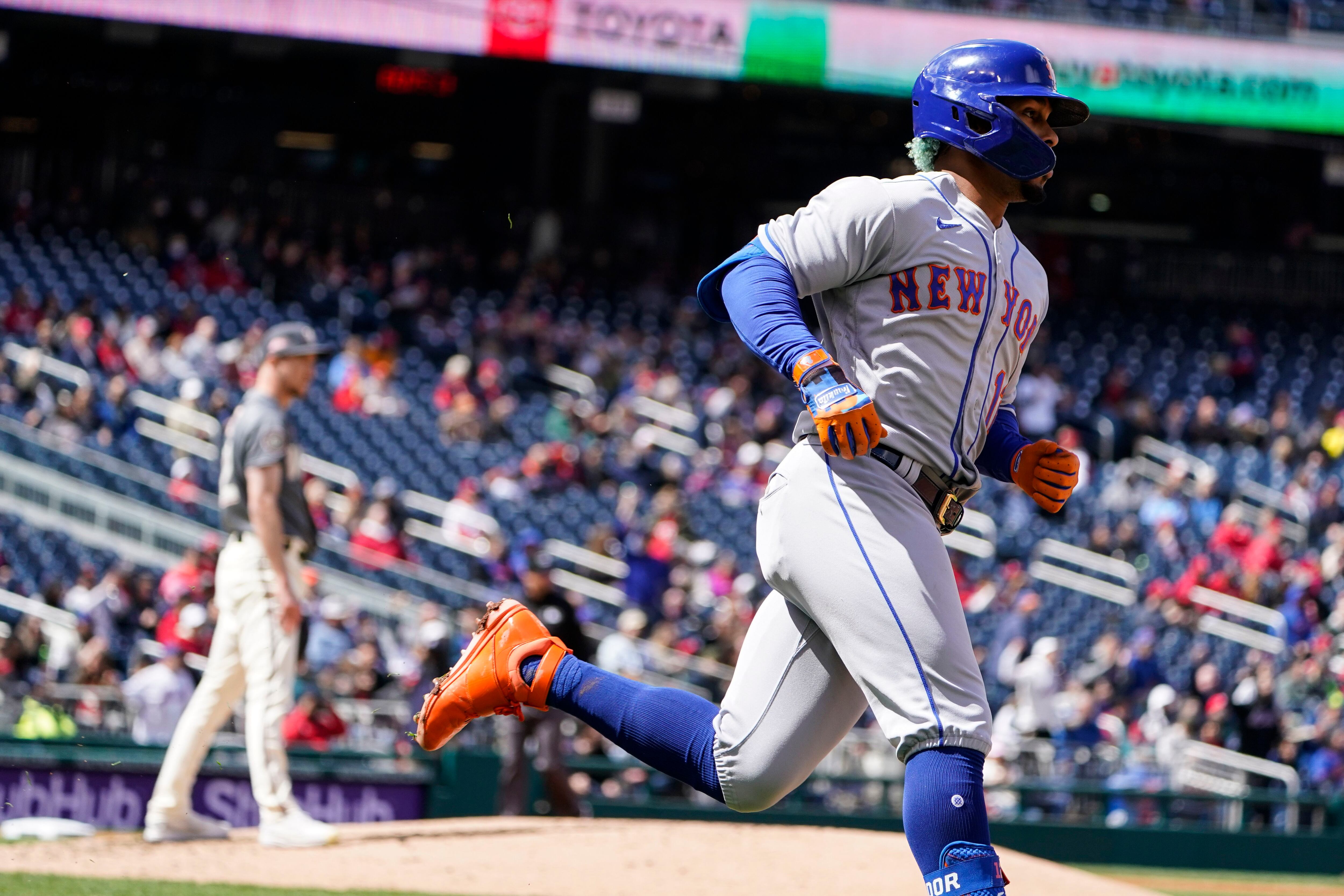 Cruz homers, keys Nats over Mets 4-2 with 8th-inning hit