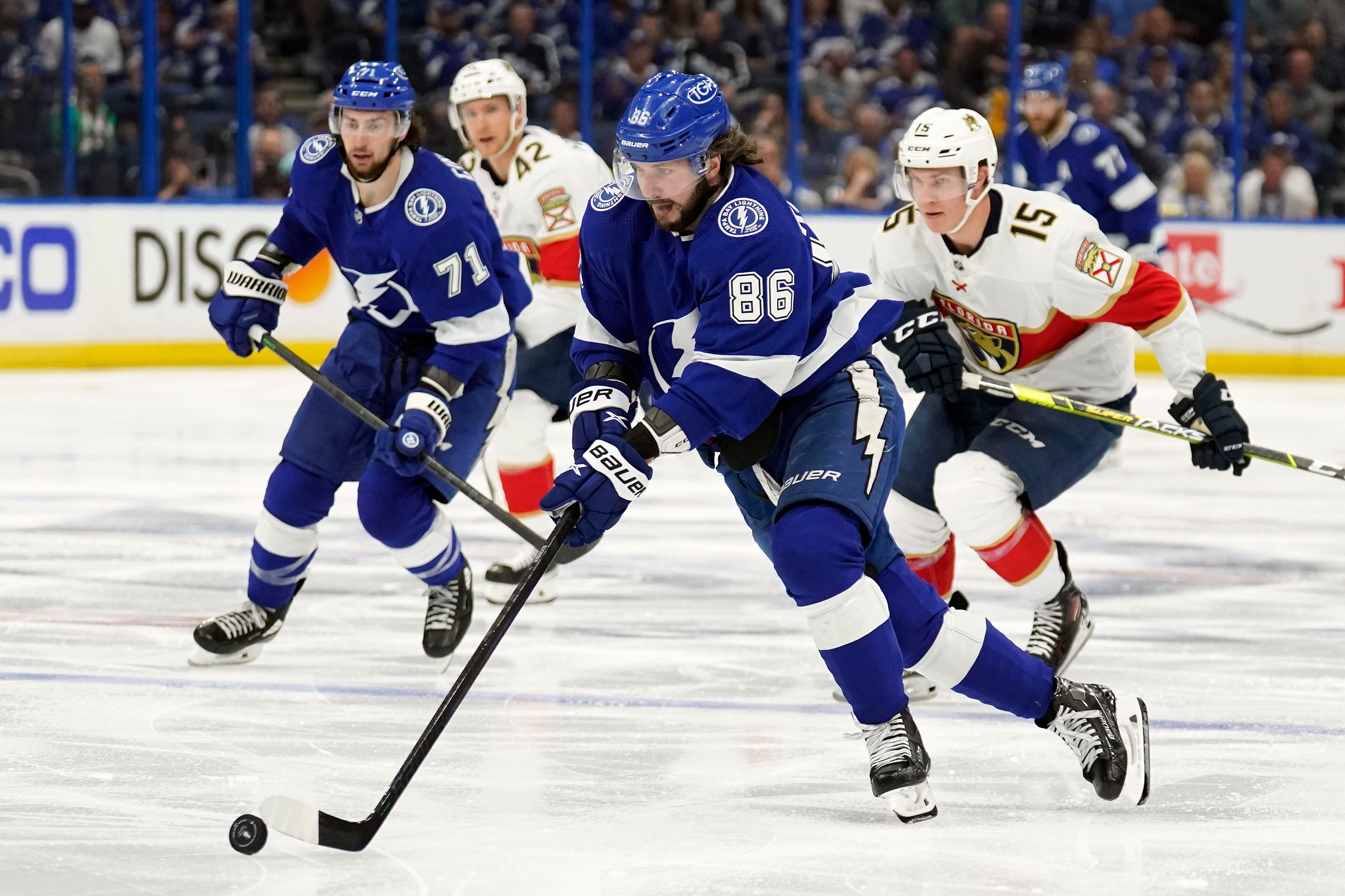 Brayden Point Tampa Bay Lightning 2018 Hockey Fights Cancer Warm