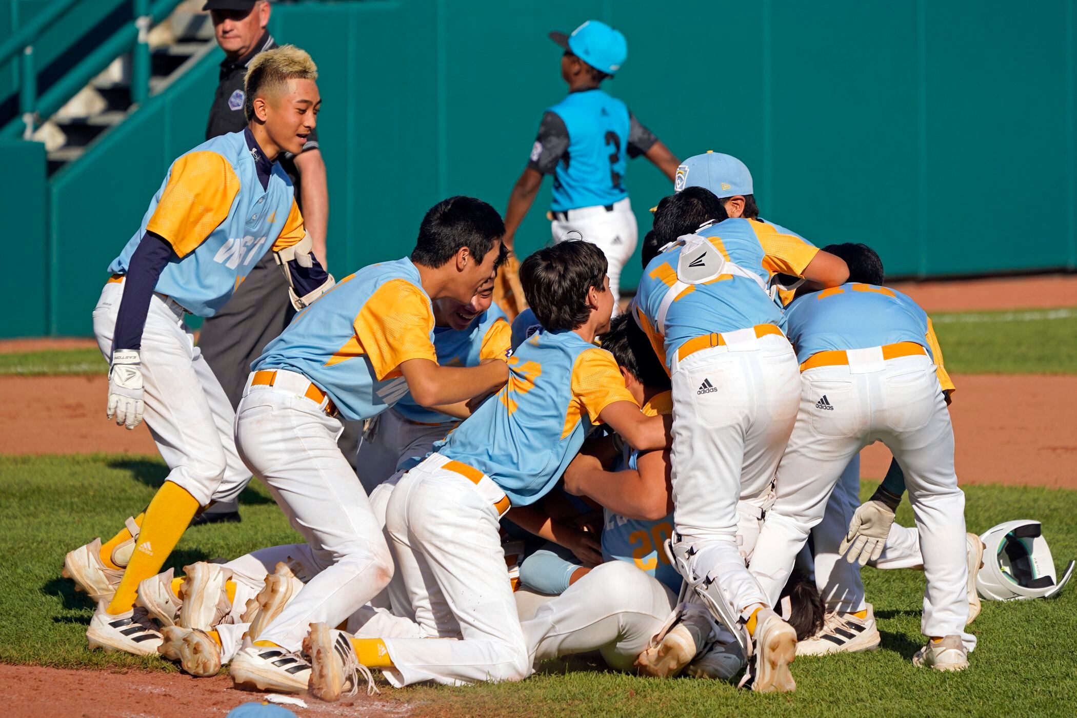 Hawaii beats Curaçao to win 2022 Little League World Series title – NBC  Sports Philadelphia