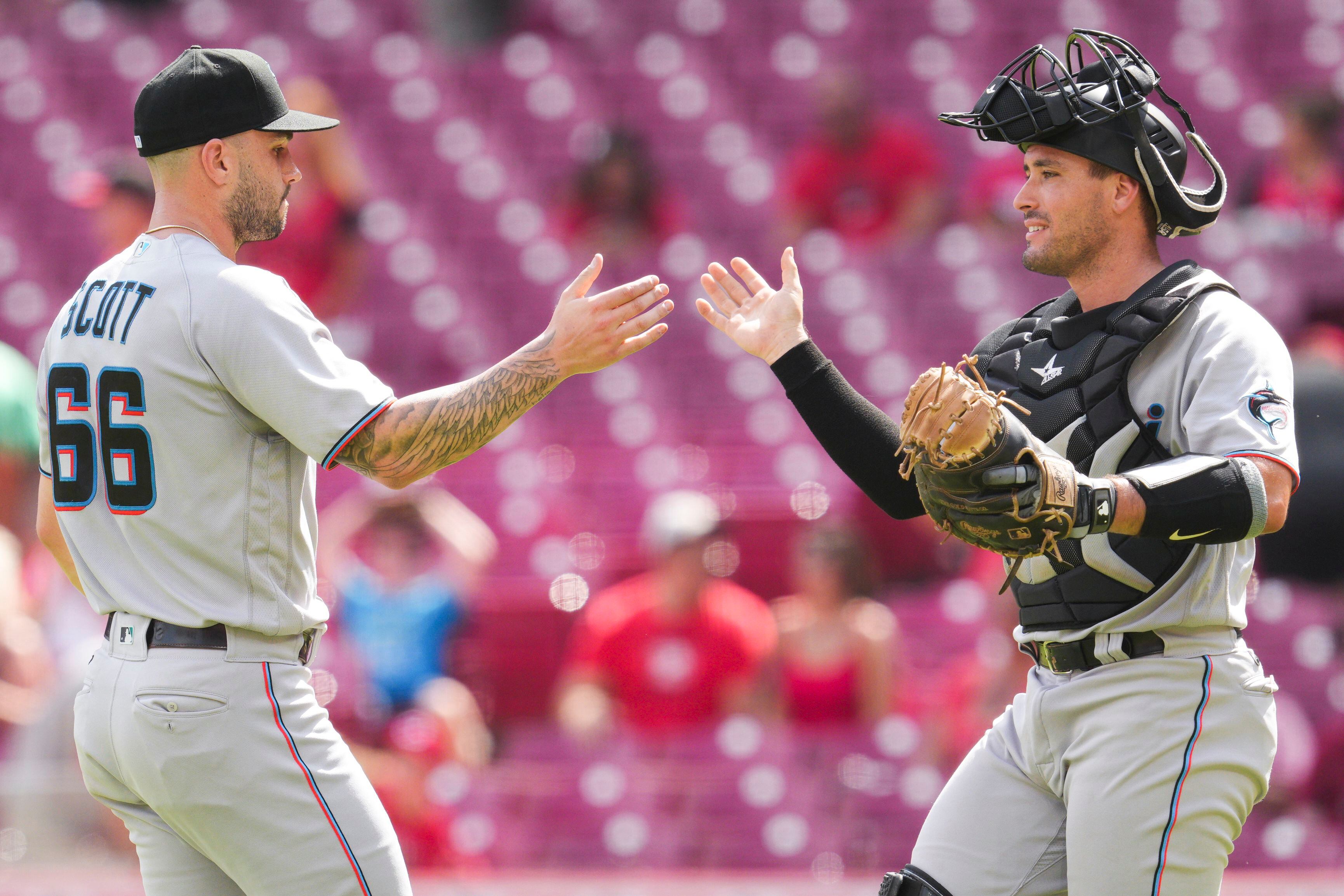 Lindor, Mets hammer Marlins' López 9-3 for sweep