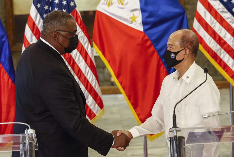 Philippine leader recalls decision to void US security pact