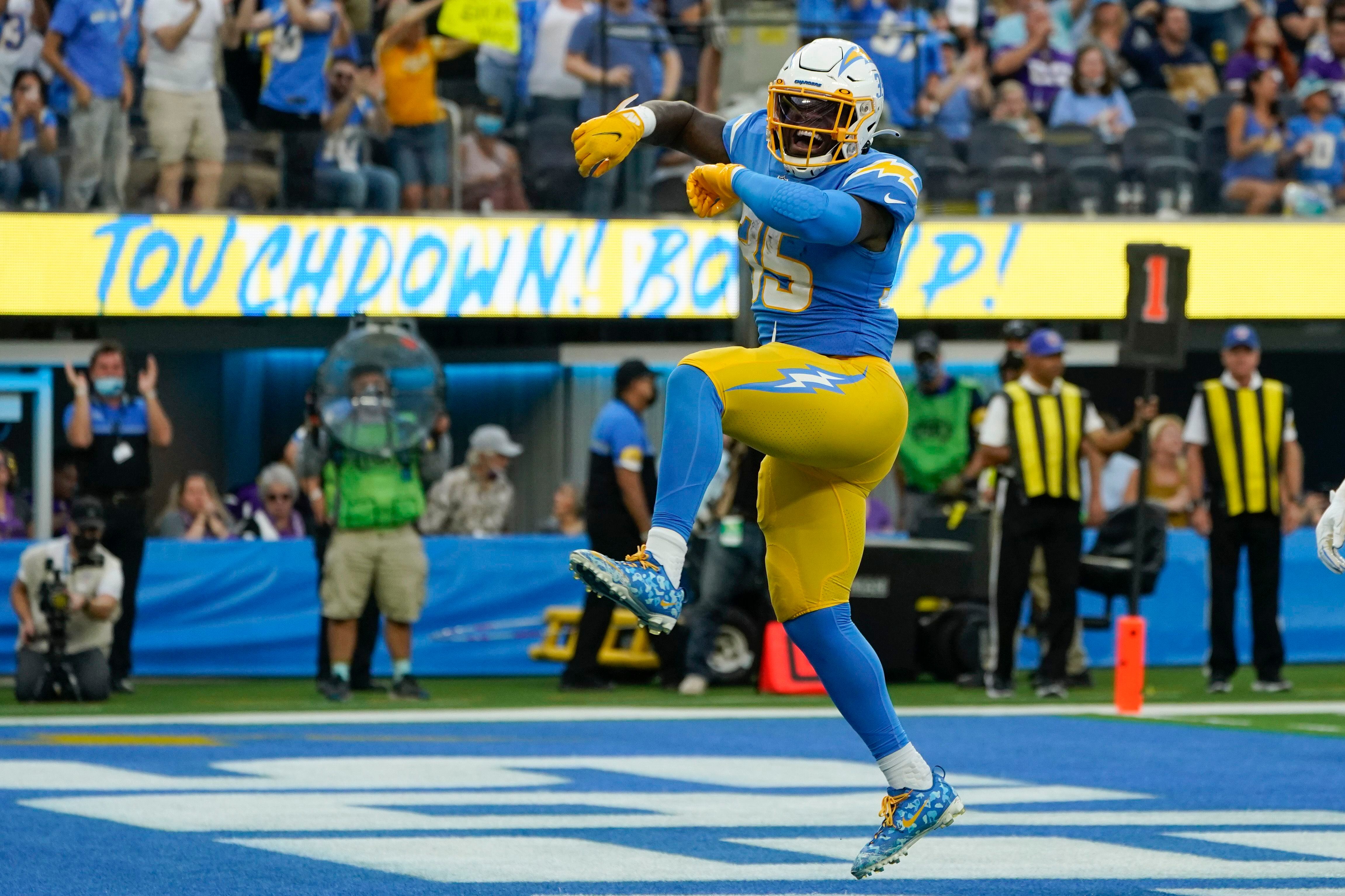 NFL round-up: Los Angeles Chargers edge winless Minnesota Vikings