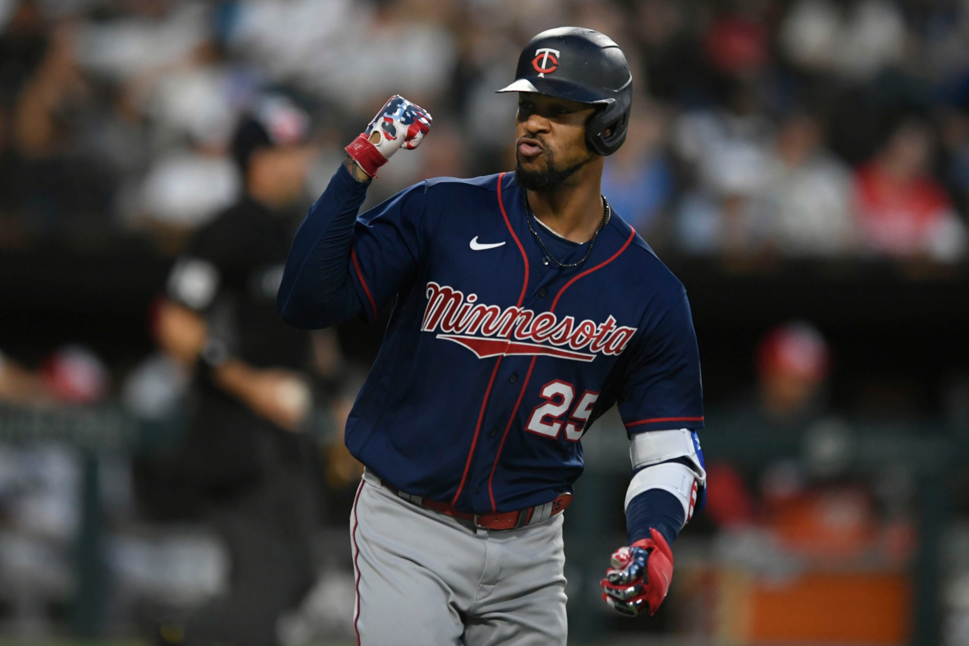 Byron Buxton makes history with walk-off homer