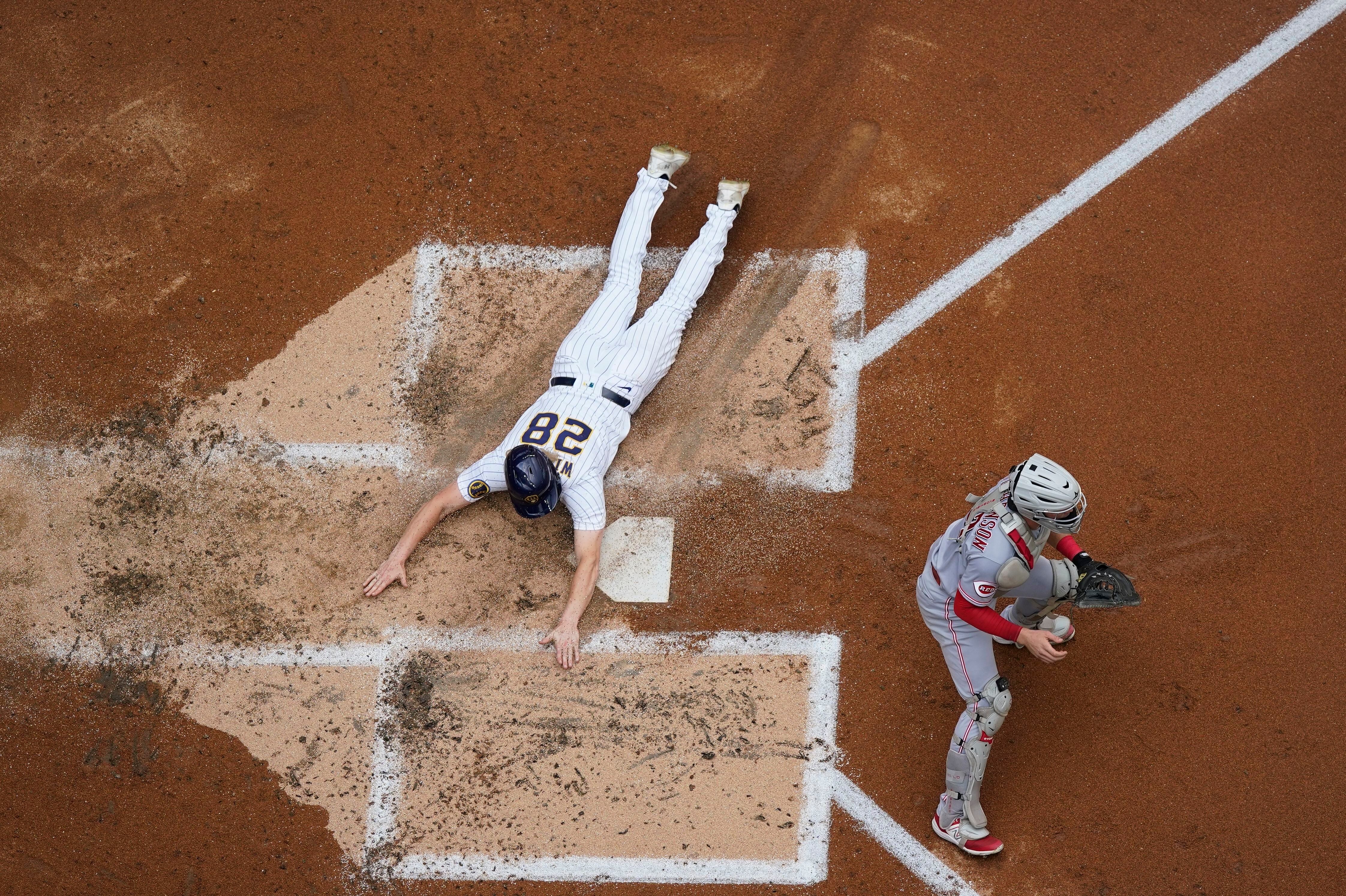 Brewers manager Craig Counsell drops brutally honest admission on Elly De  La Cruz stealing home