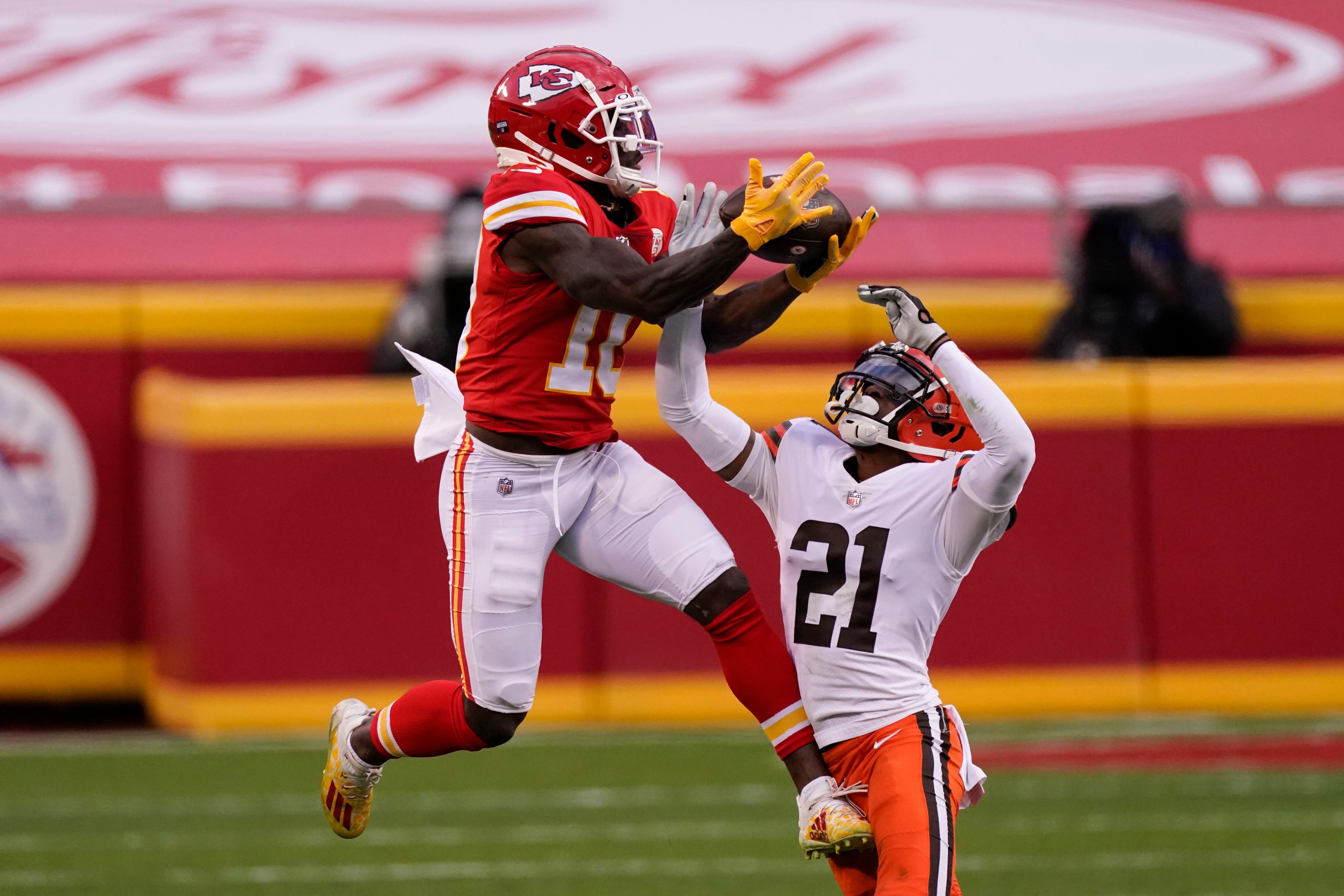 Tyreek Hill expected to sign $85 million contract extension with