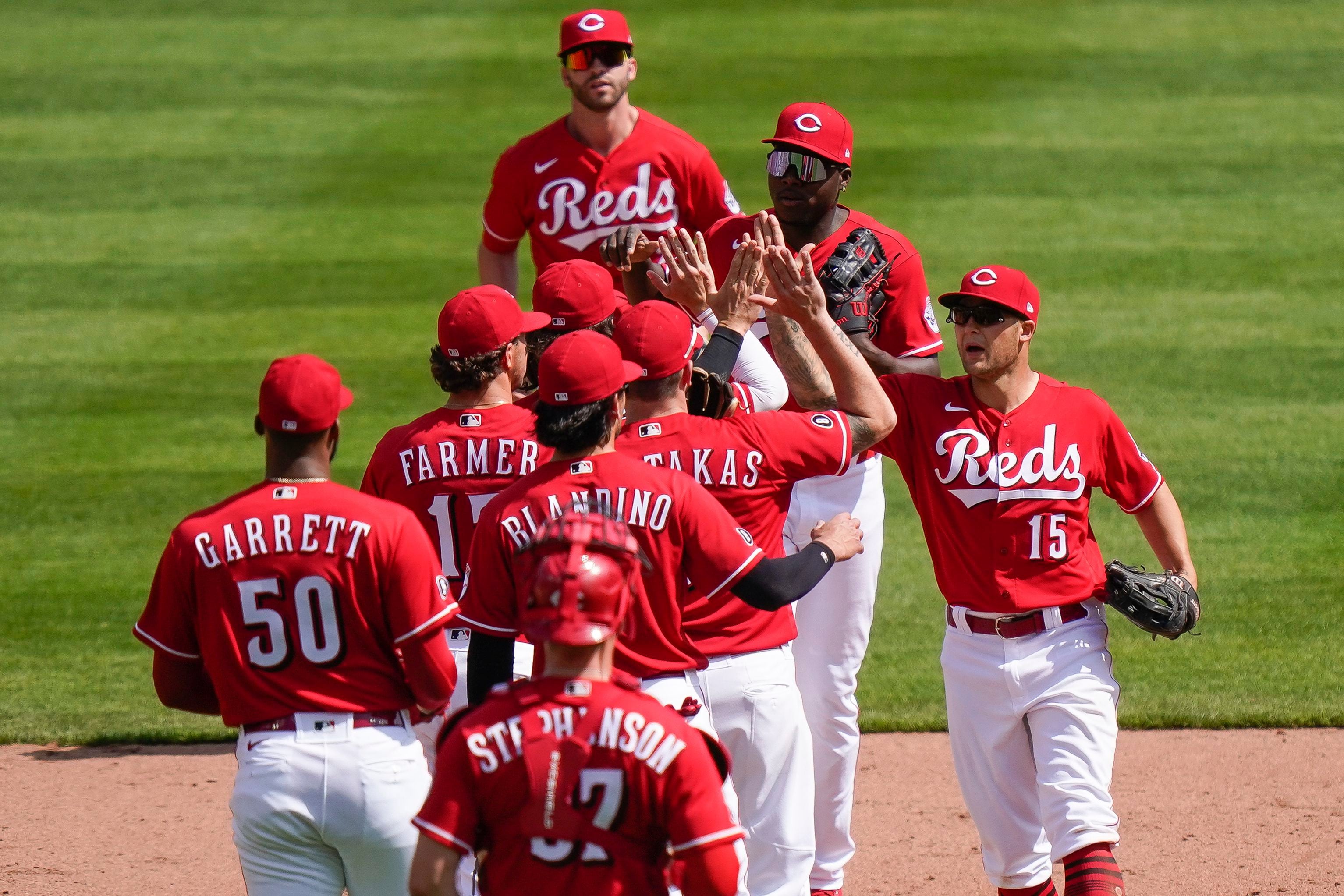 Jesse Winker talks 3-homer game as Cincinnati Reds sweep Cardinals