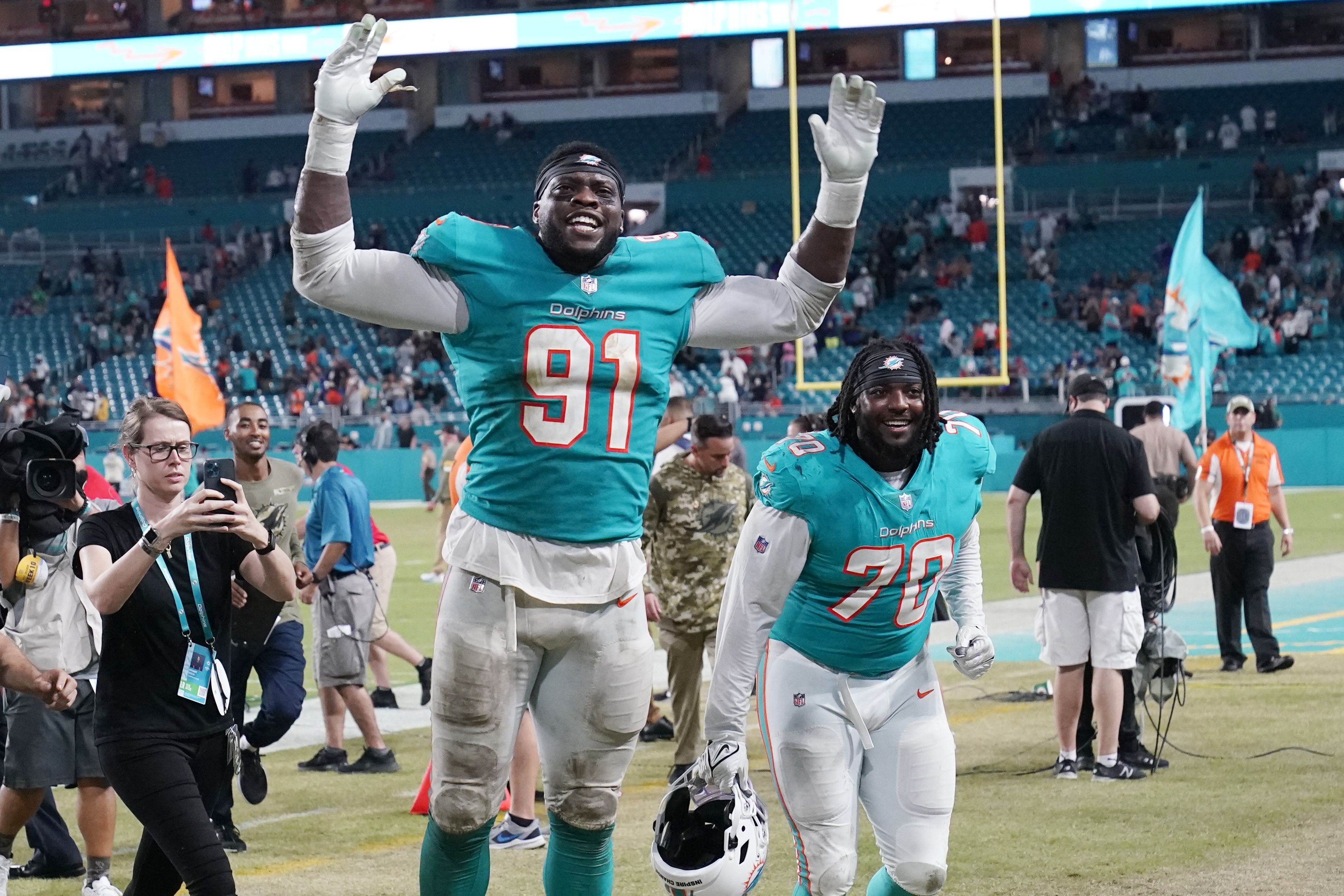 Miami Dolphins Extend Fullback Alec Ingold Through 2026 - BVM Sports