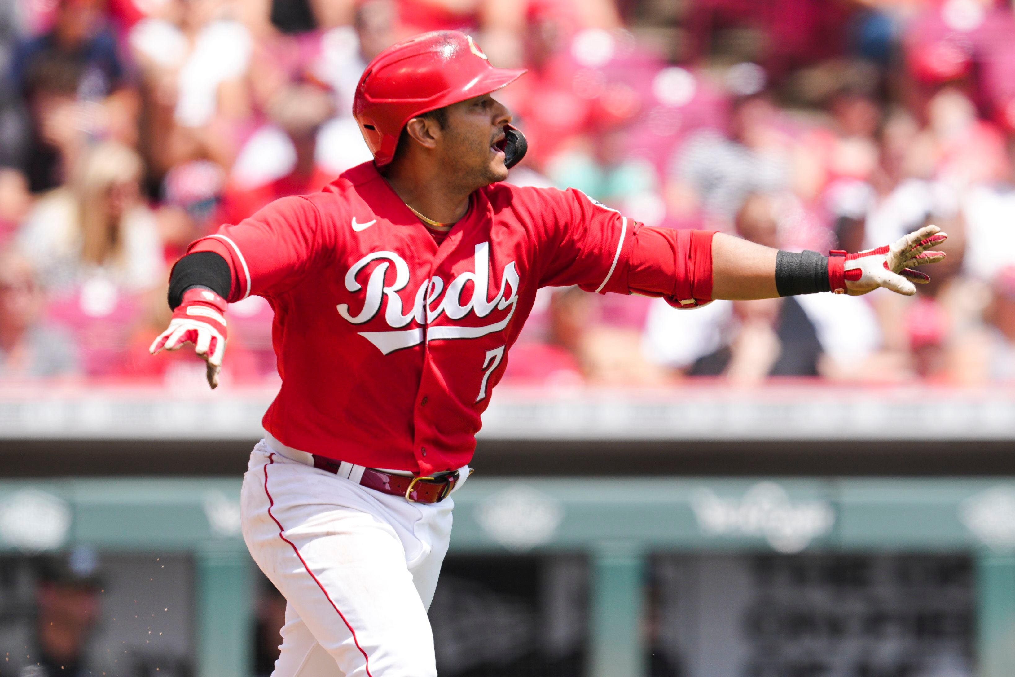 Reds prospect Hunter Greene hits 104 MPH on Saturday 