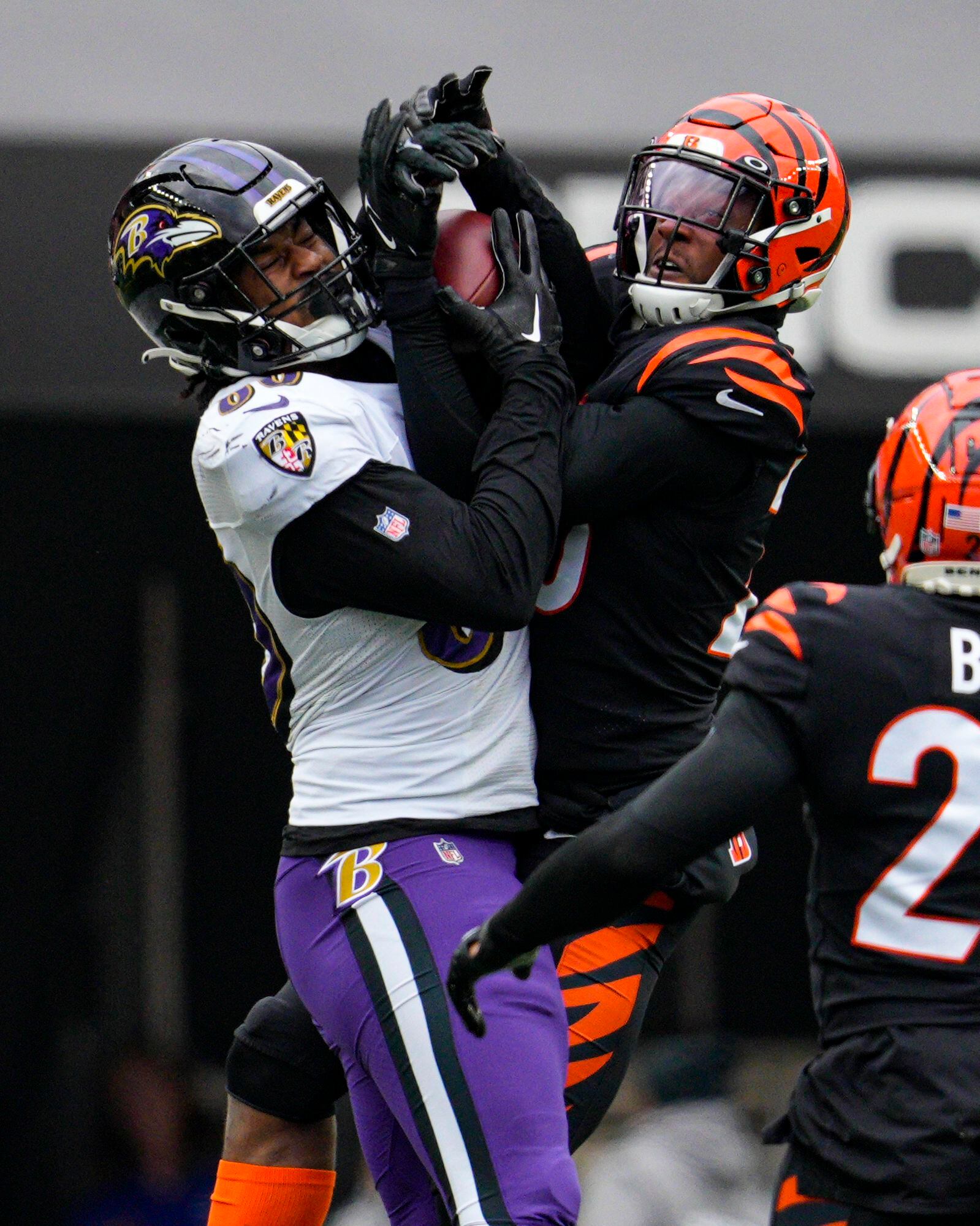 Bengals beat Ravens avoiding coin flip, set up home rematch