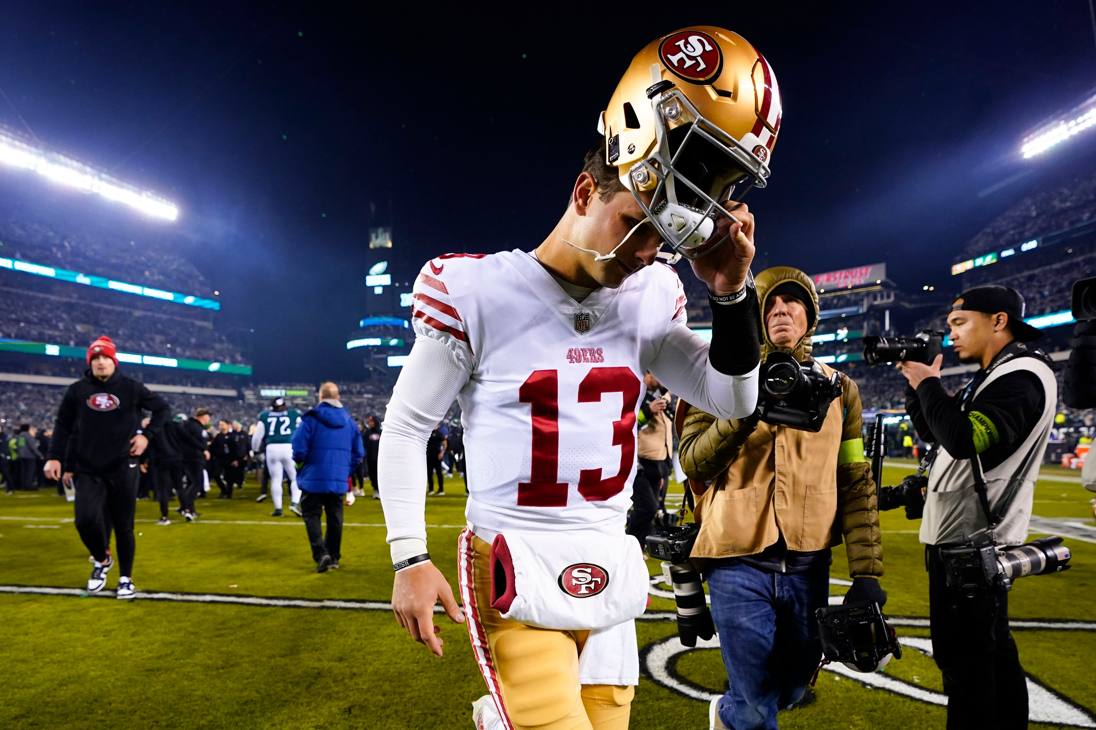 49ers Celebrate Breast Cancer Awareness