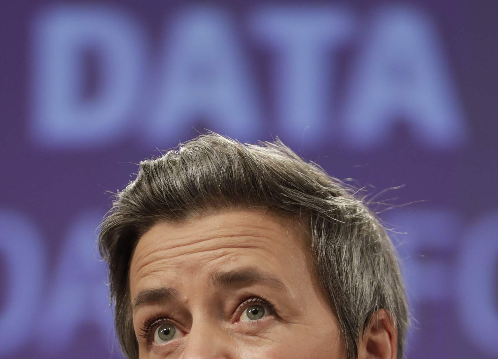 EU plans new rules giving Europeans more control of data