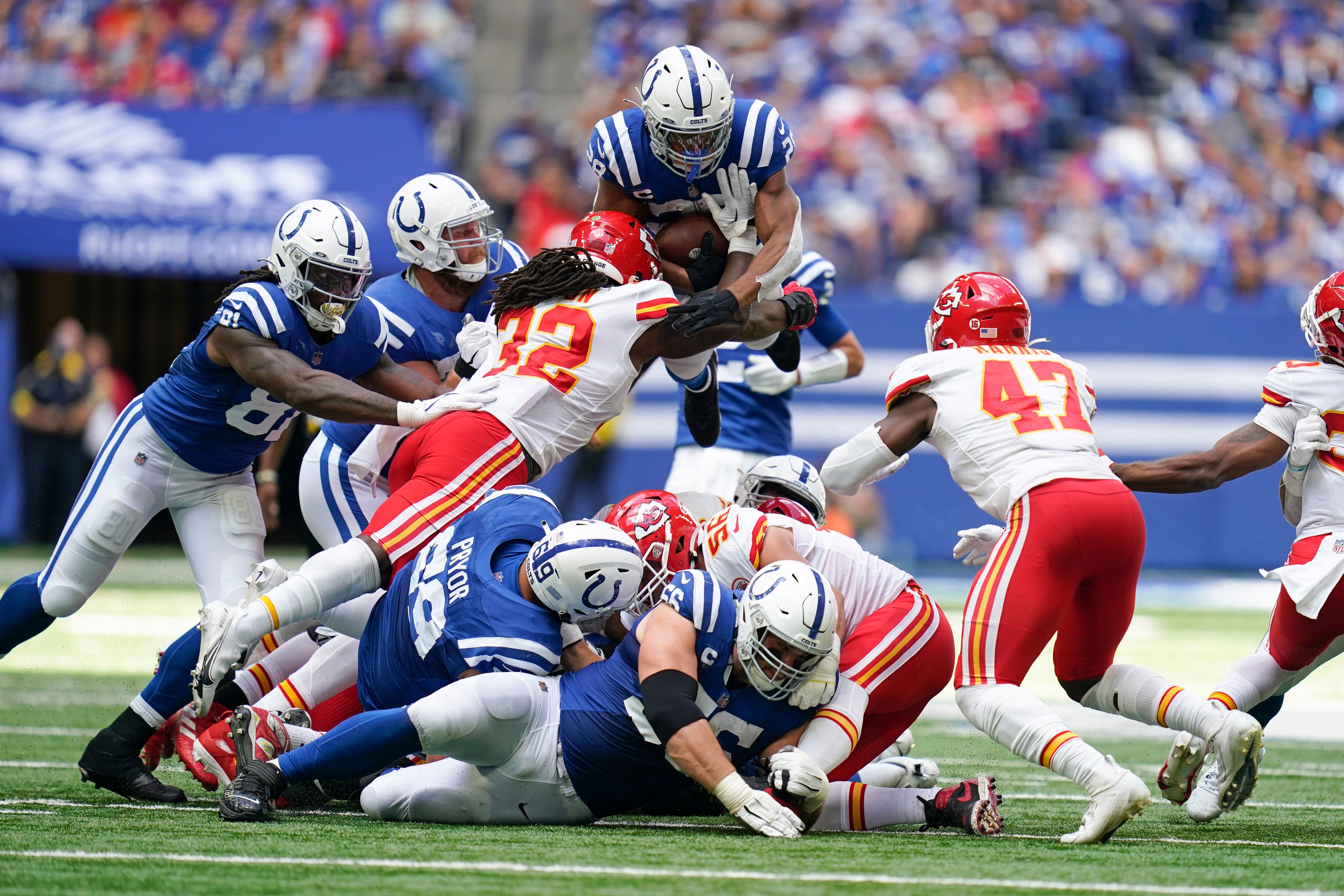 Ryan drives Colts to 1st win with 20-17 comeback vs Chiefs