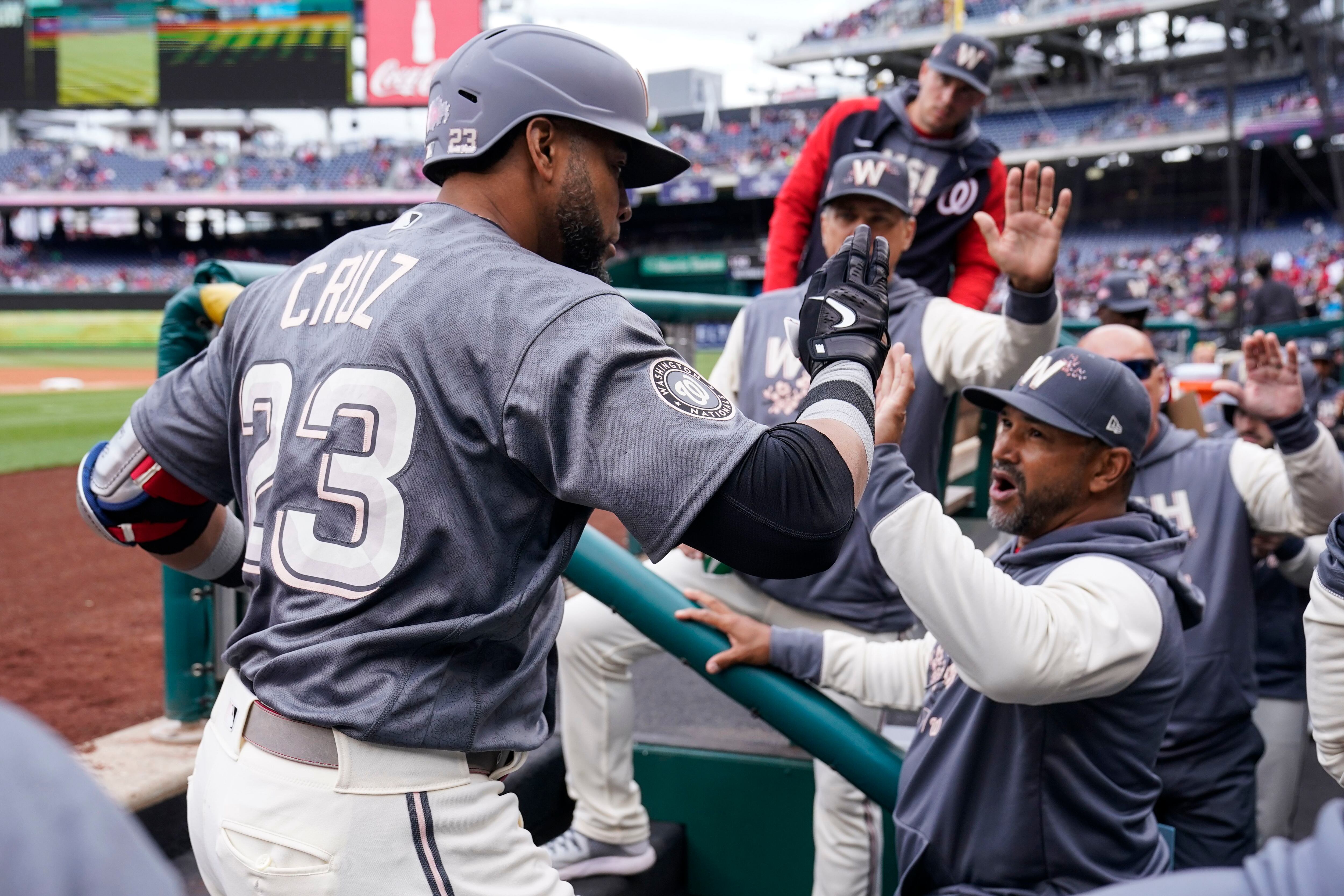 Edwin Diaz, Starling Marte traveling with team on final road trip