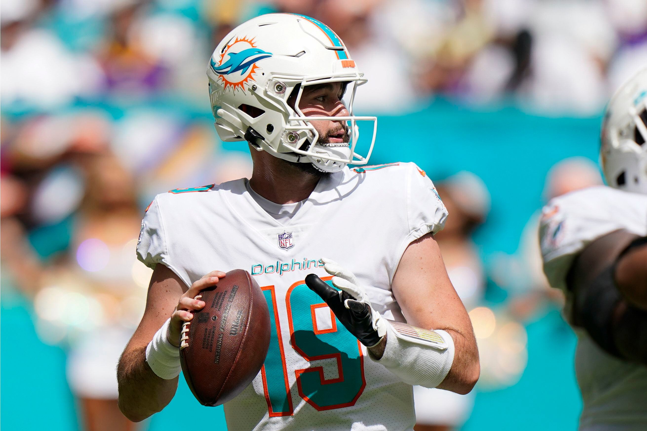 Fins prep for Skylar Thompson or Teddy Bridgewater in finale - ESPN