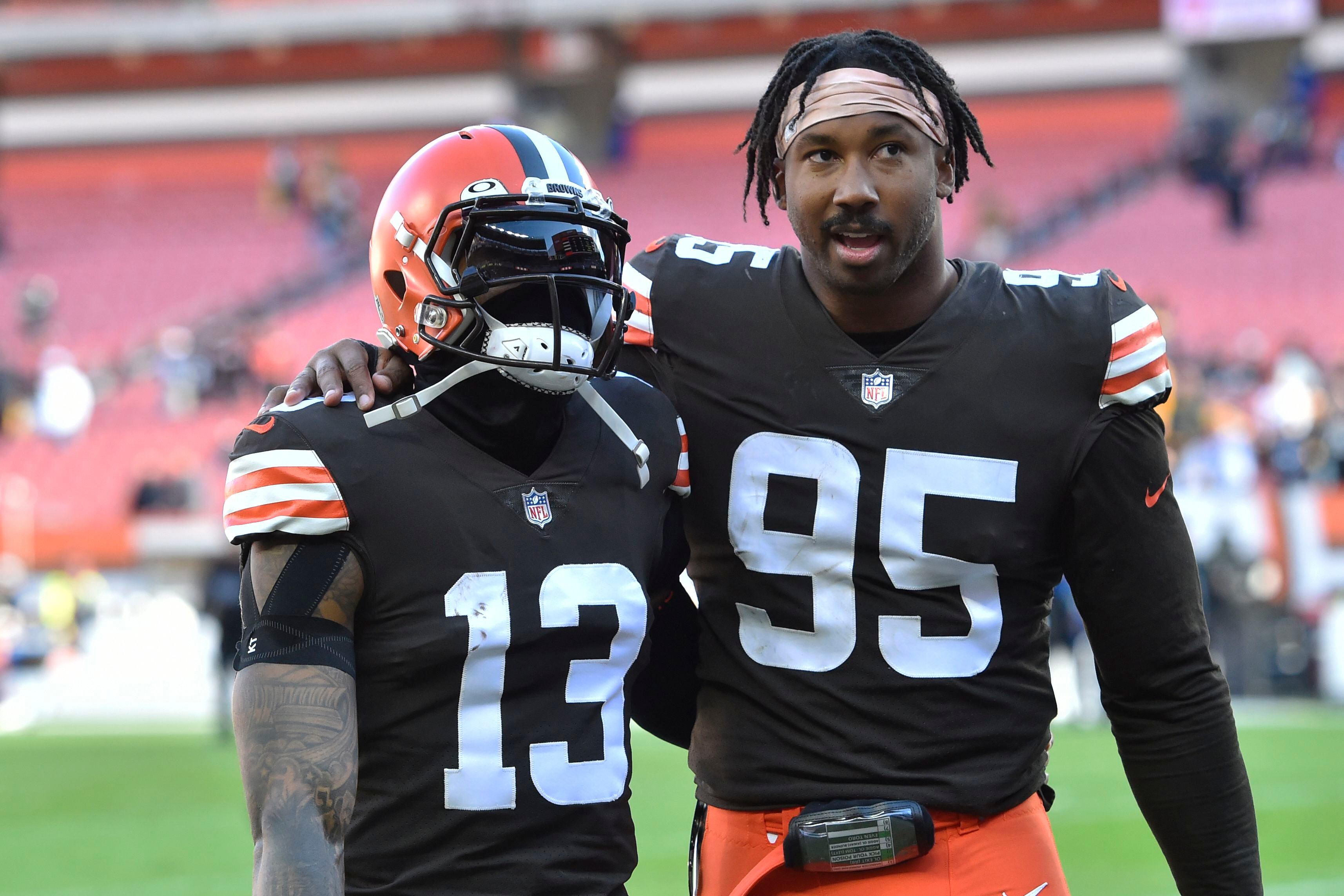 FILE - Cleveland Browns wide receiver Jarvis Landry (80) jogs off