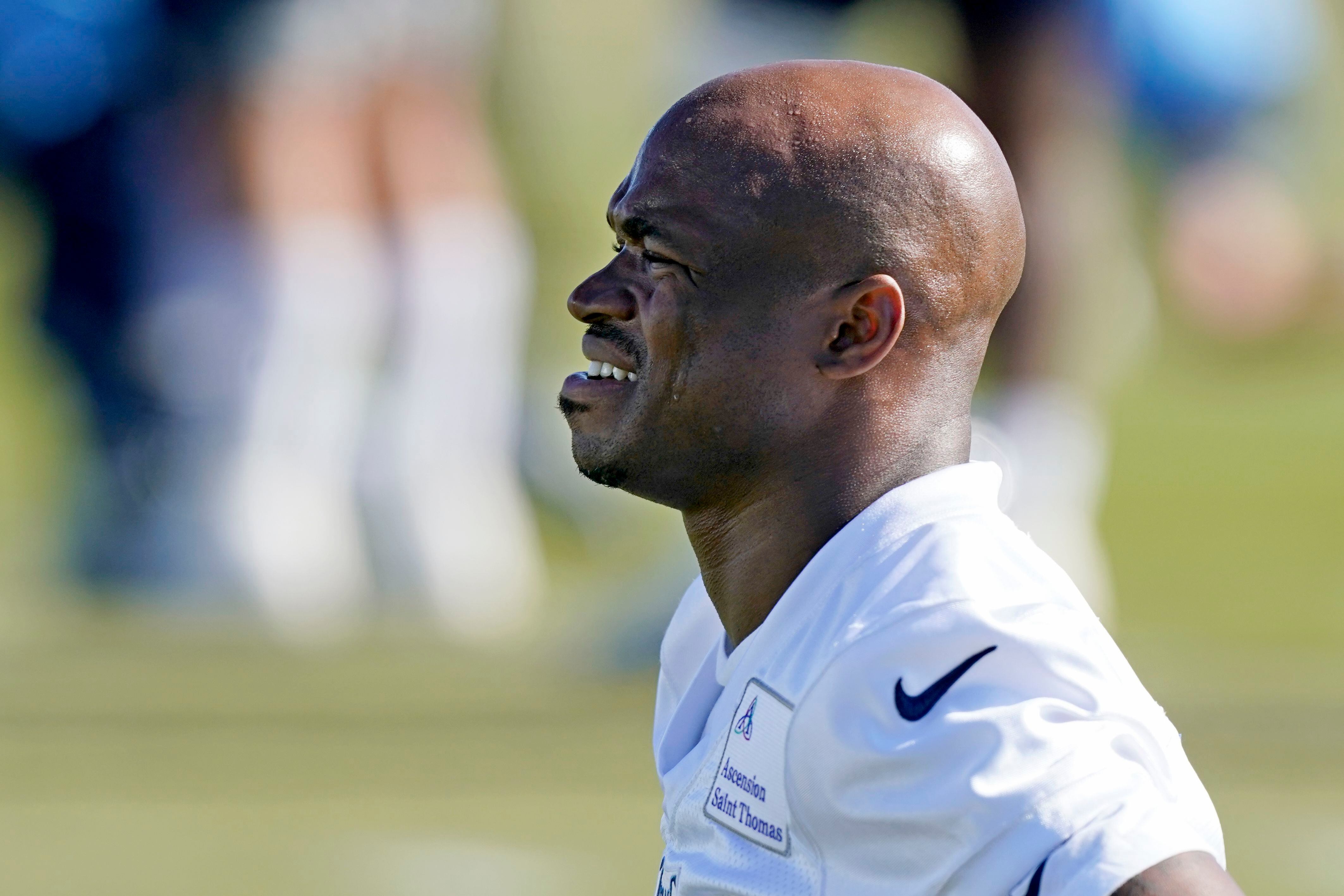 Titans RB depth chart: Adrian Peterson, Jeremy McNichols lead