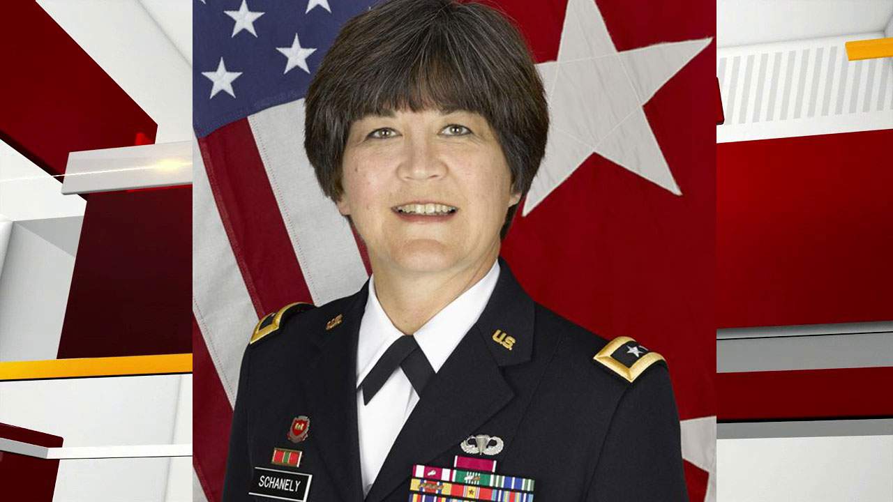Army Reserve commander suspended amid investigation