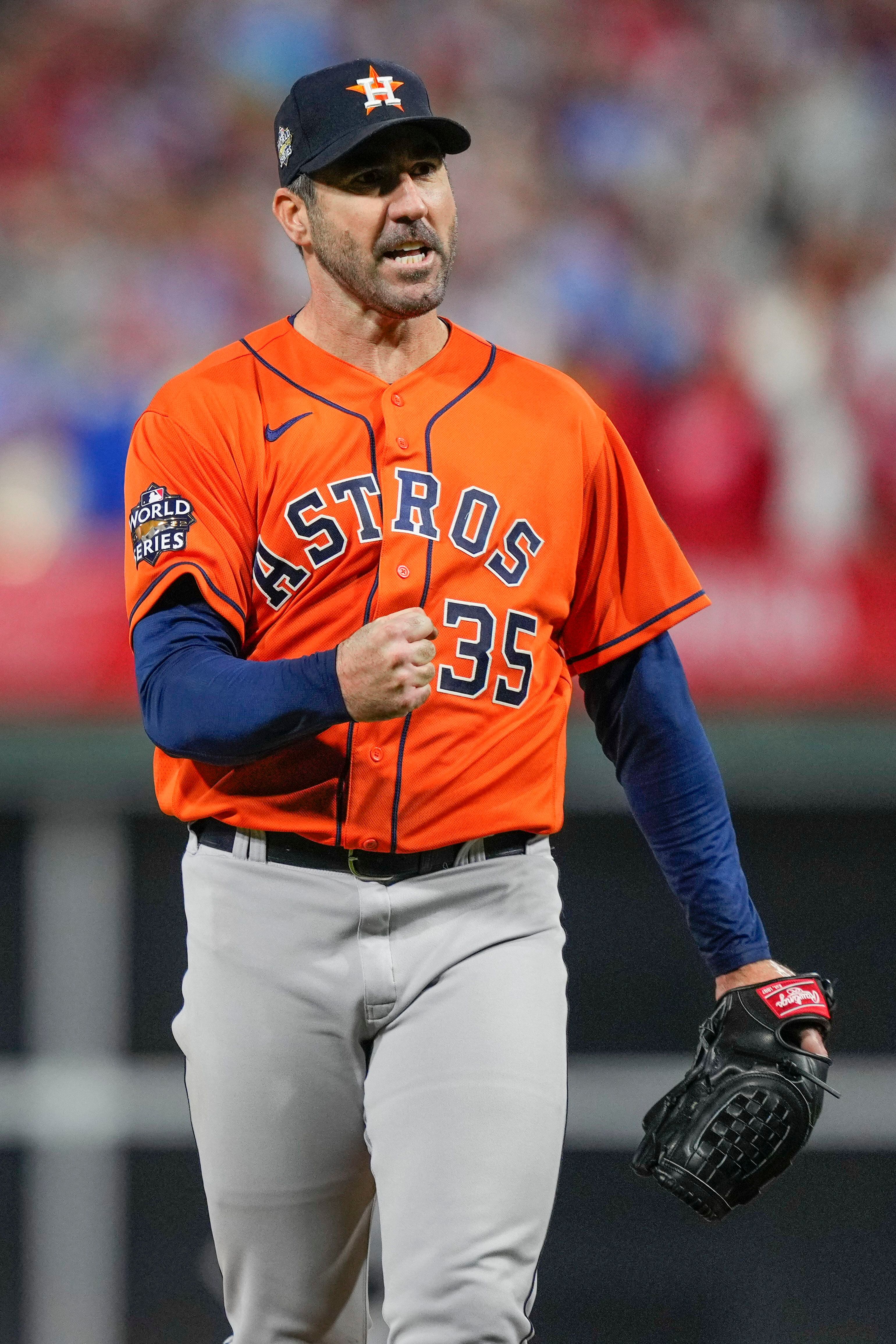 Why can't you buy an official Jeremy Peña Astro's jersey? : r/Astros