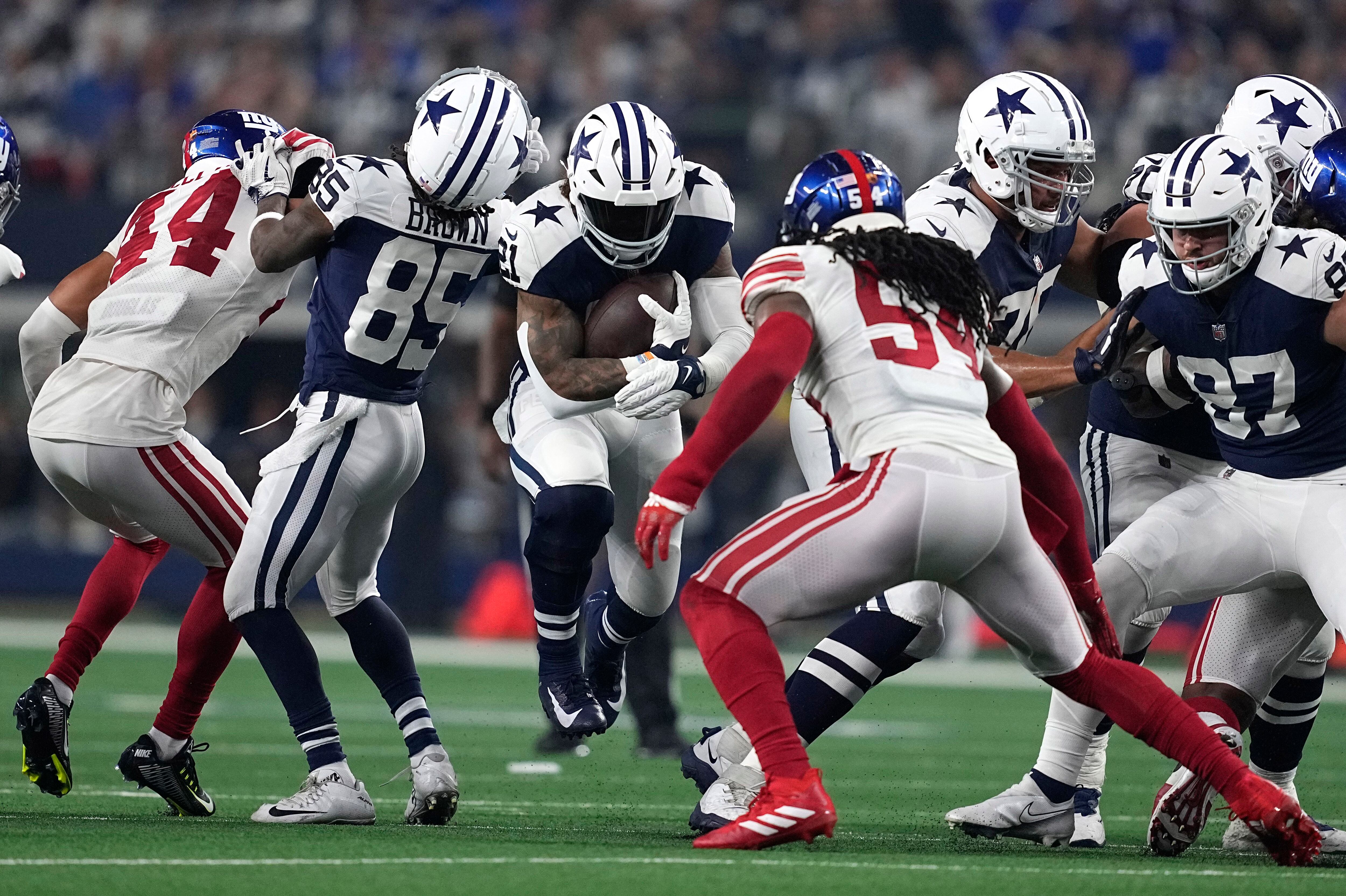 NFL fines Cowboys' tight ends for Salvation Army kettle