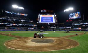 Mets to wear black for Friday's playoff opener at Citi Field: report