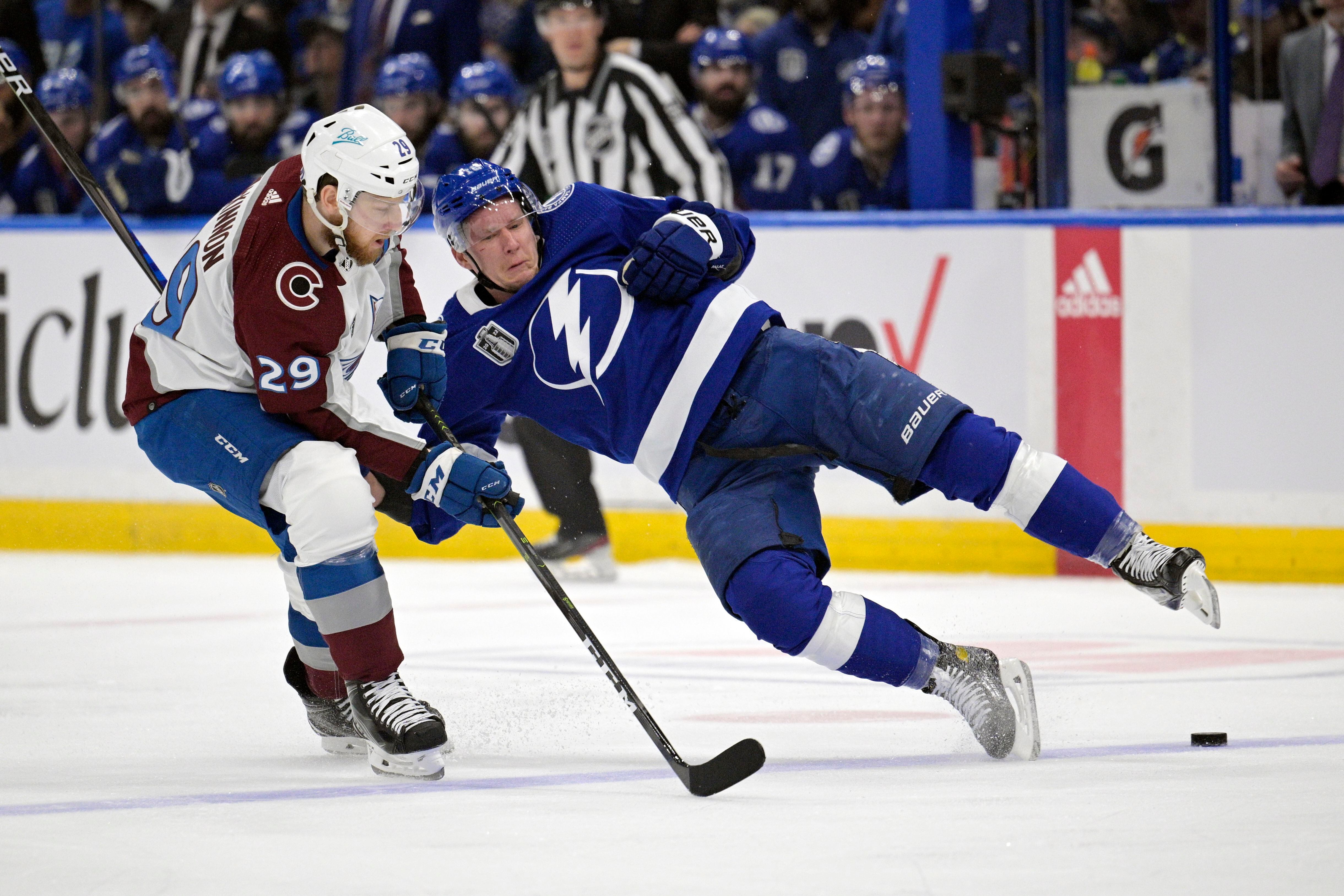 Lightning's Ondrej Palat extends Stanley Cup Final with Avalanche